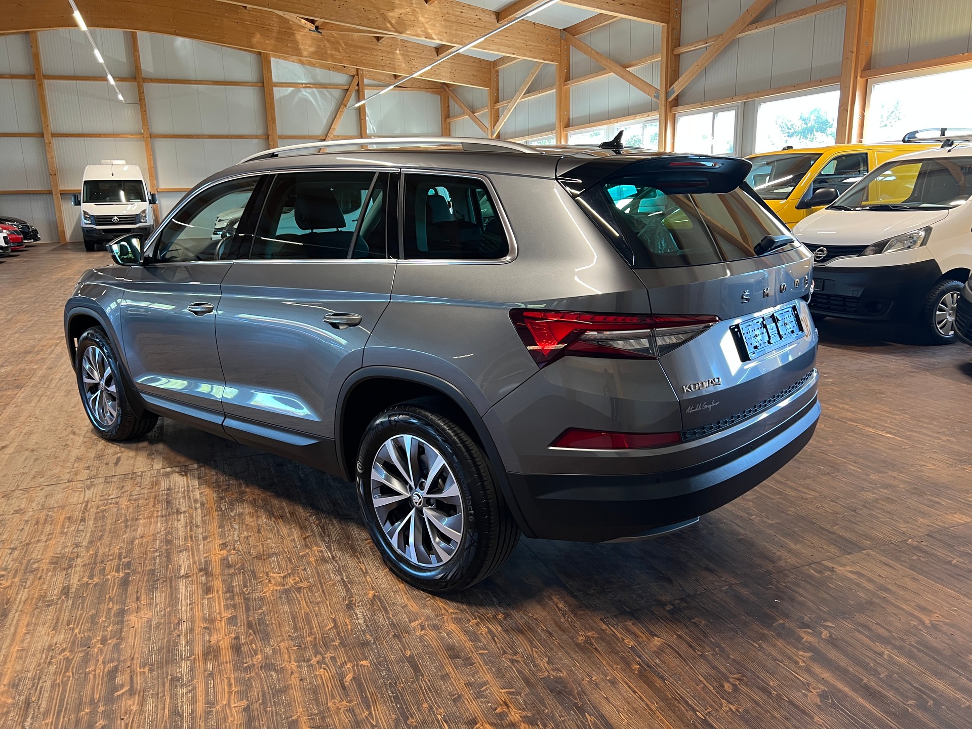 SKODA Kodiaq 2.0 TDI CR Style 4x4 DSG-image-6
