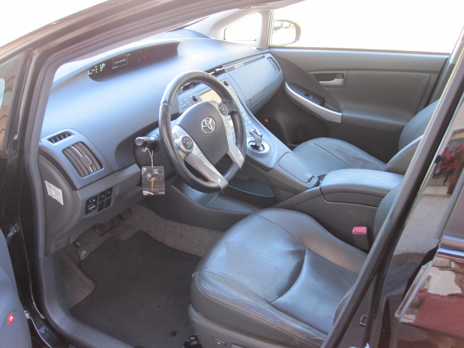 TOYOTA Prius 1.8 16V HSD Sol Premium-image-10