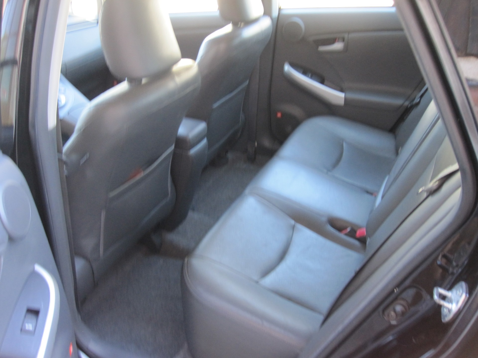 TOYOTA Prius 1.8 16V HSD Sol Premium-image-11