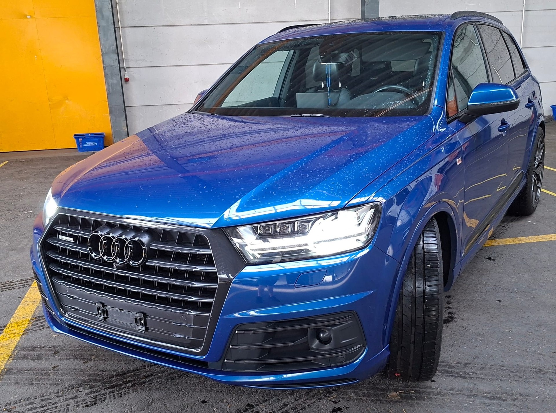 AUDI 3.0 V6 TDI 272 quattro T-Tronic-image-1