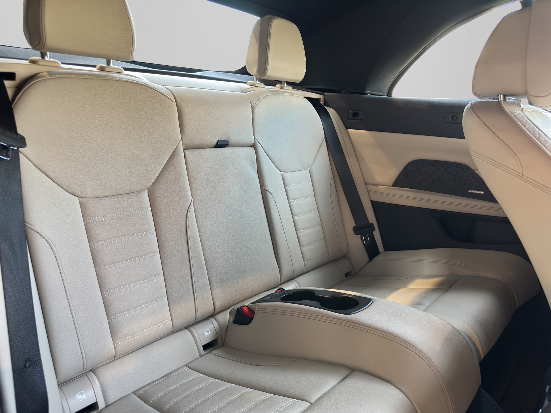 BMW M440i M Sport xDrive Cabrio-image-17