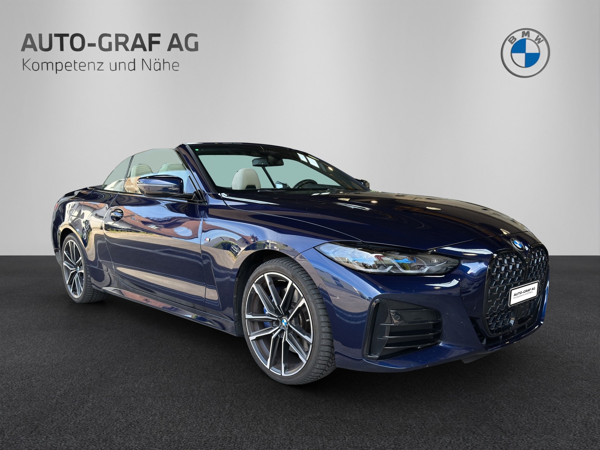 BMW M440i M Sport xDrive Cabrio-showroom-element-1