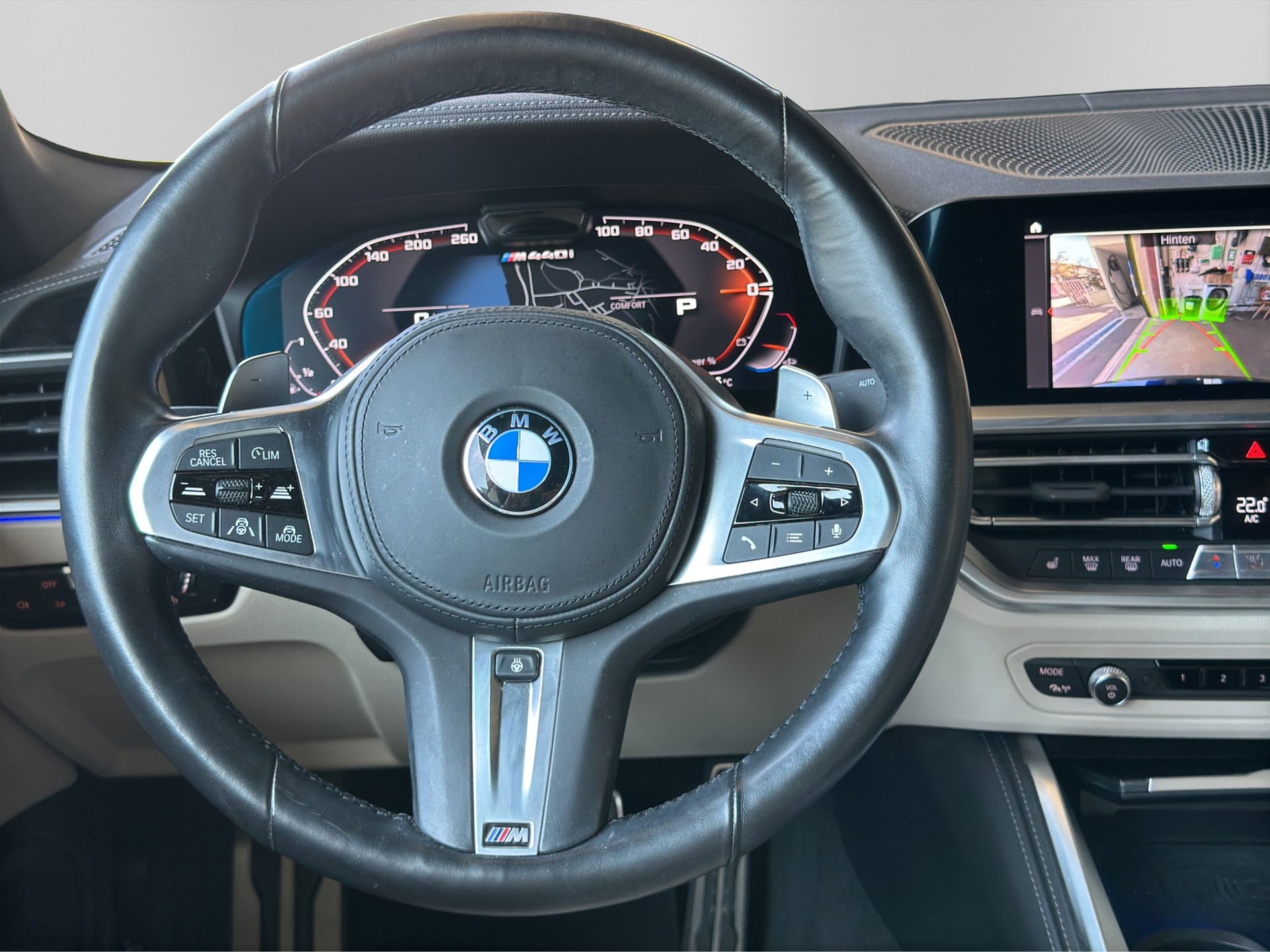 BMW M440i M Sport xDrive Cabrio-image-14