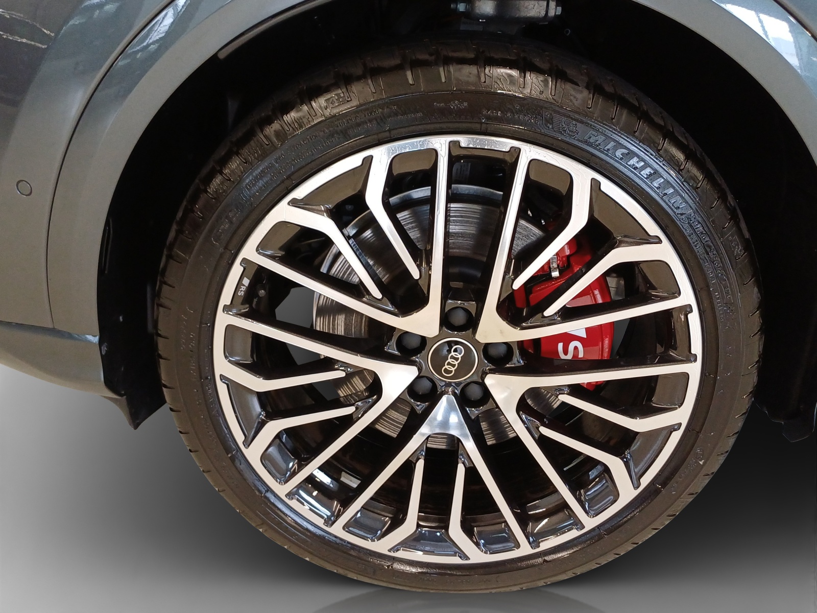 AUDI SQ5 Sportback TFSI quattro S-tronic-image-13