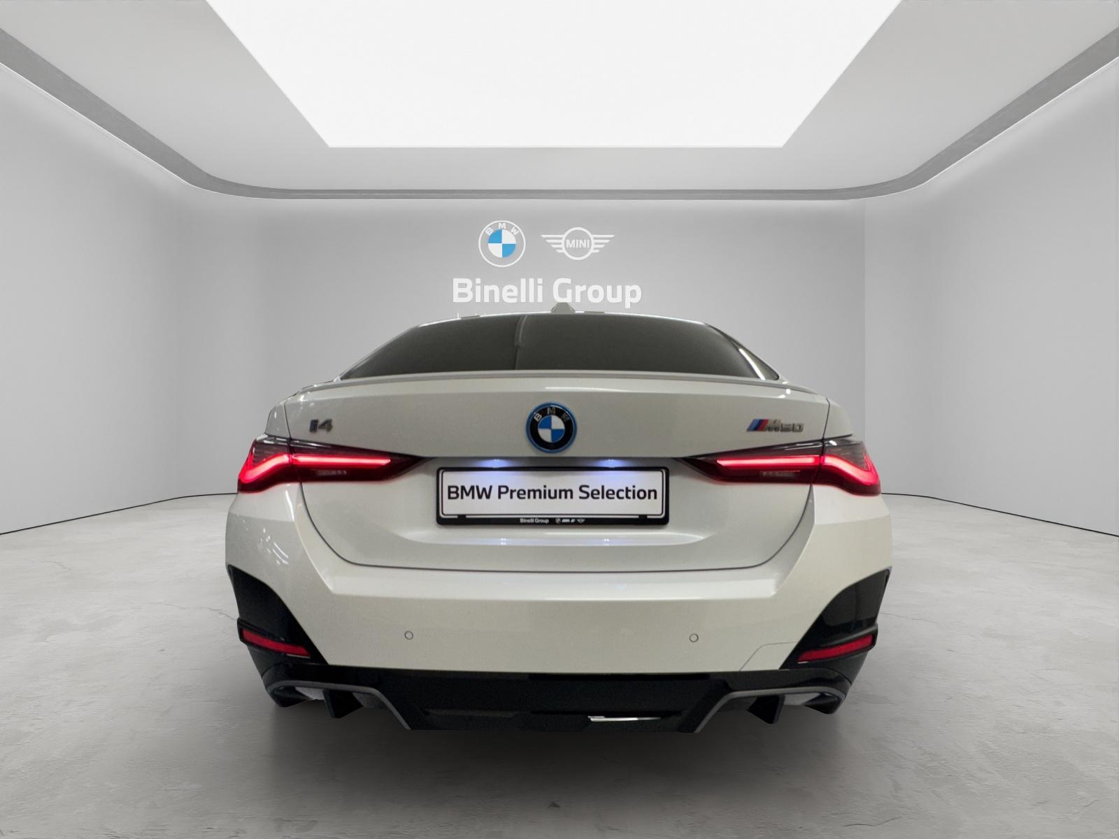 BMW i4 M50-showroom-element-3