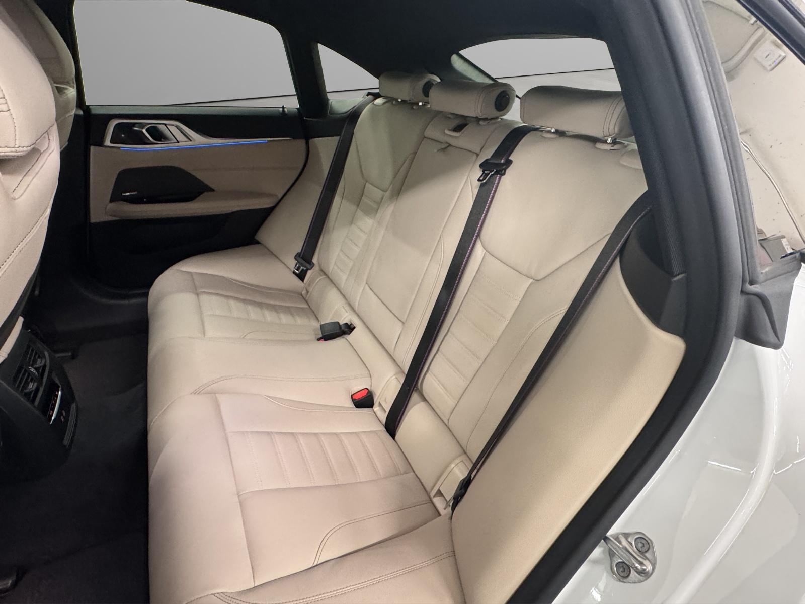 BMW i4 M50-image-13