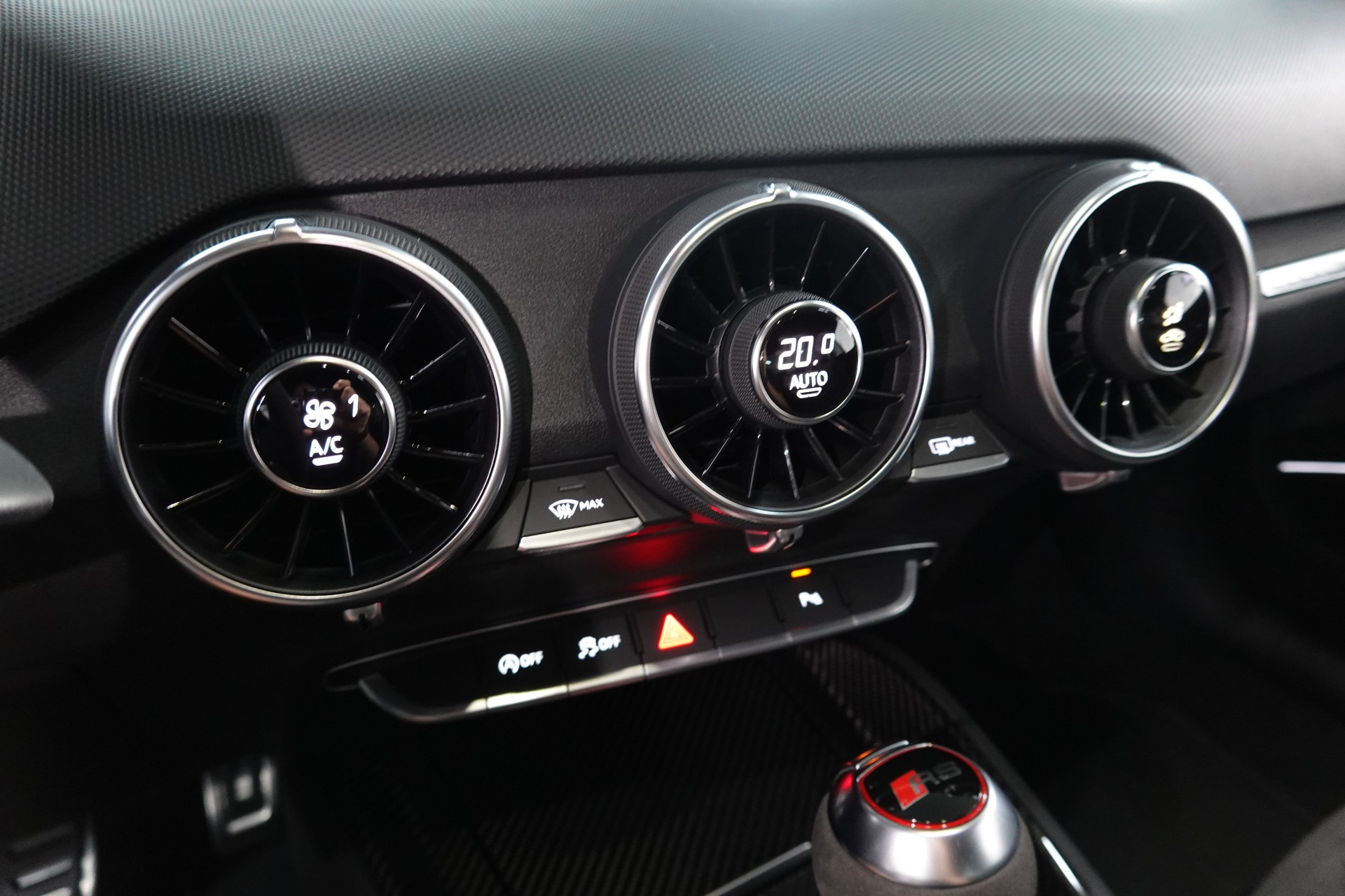 AUDI TT COUPE TTRS QUATTRO S-TRONIC 400PS-image-32