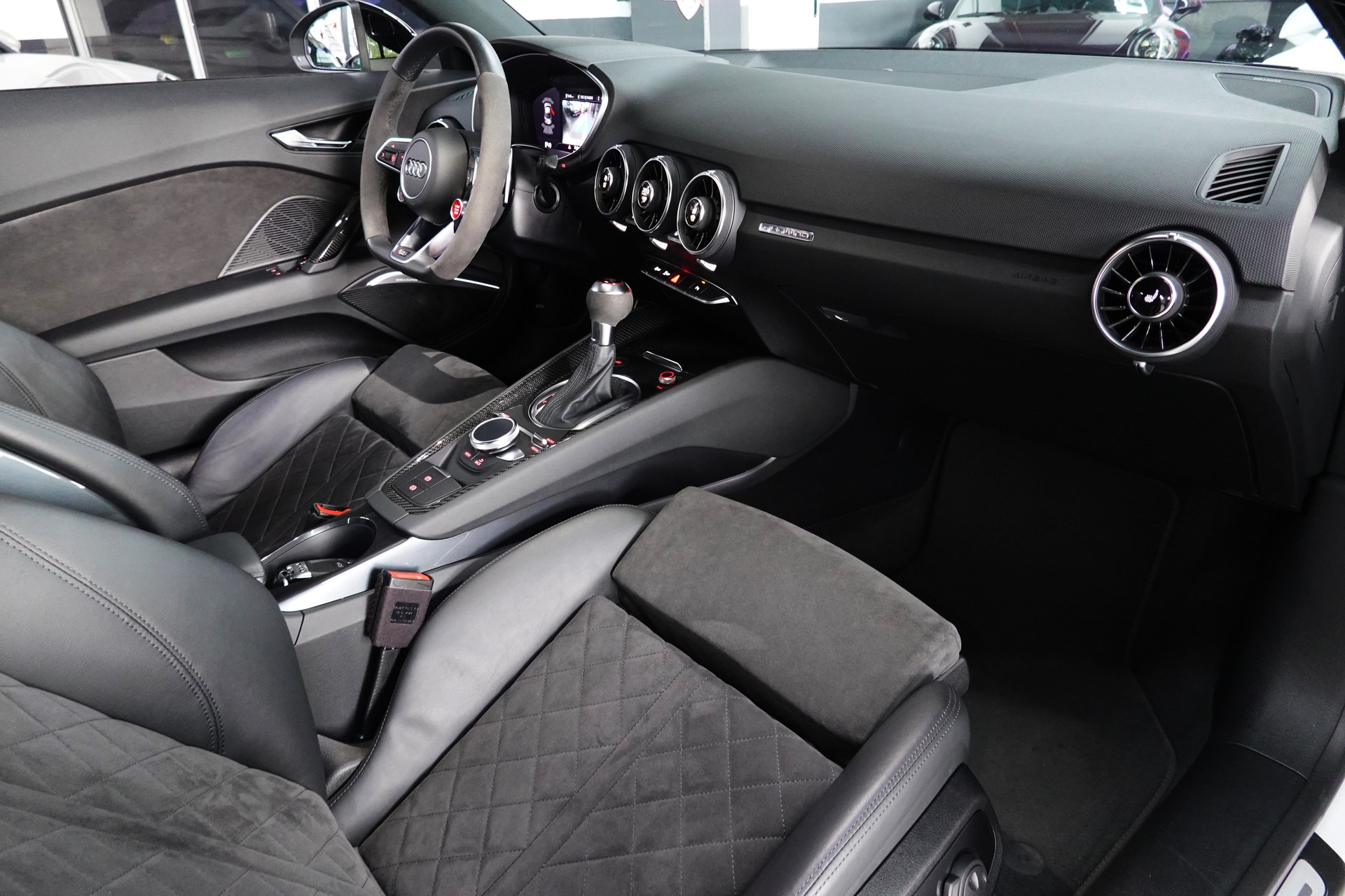 AUDI TT COUPE TTRS QUATTRO S-TRONIC 400PS-image-40