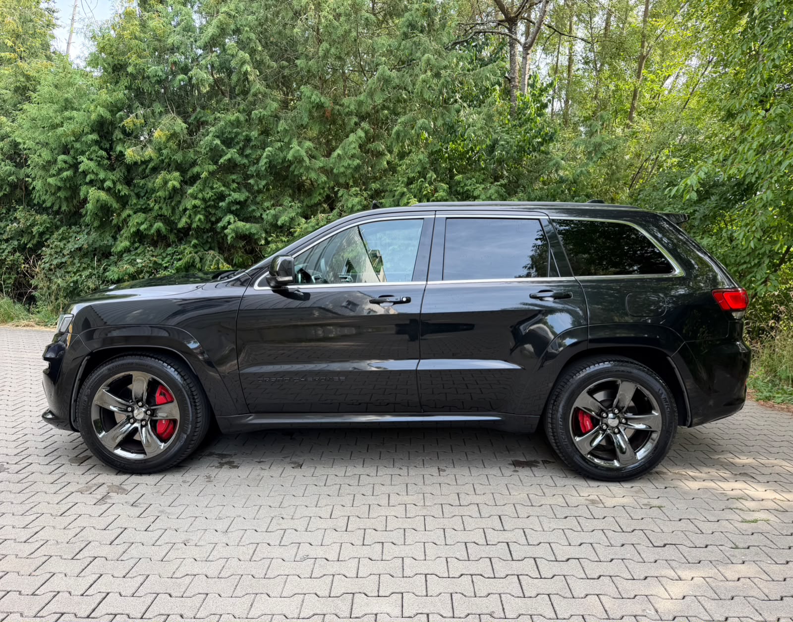 JEEP Grand Cherokee 6.4 V8 HEMI SRT8 Red Vapor Aut.-image-1