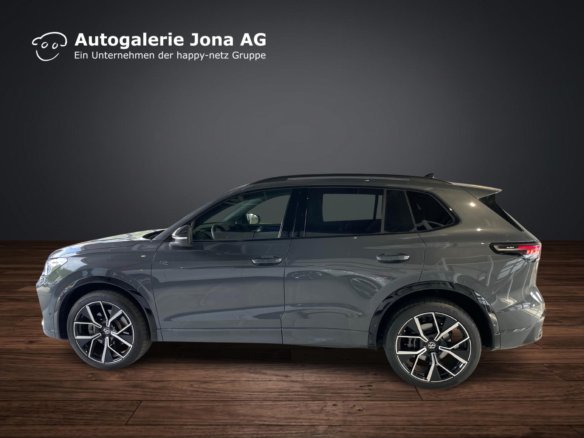 VW Tiguan 2.0 TSI R-Line DSG 4motion-image-1