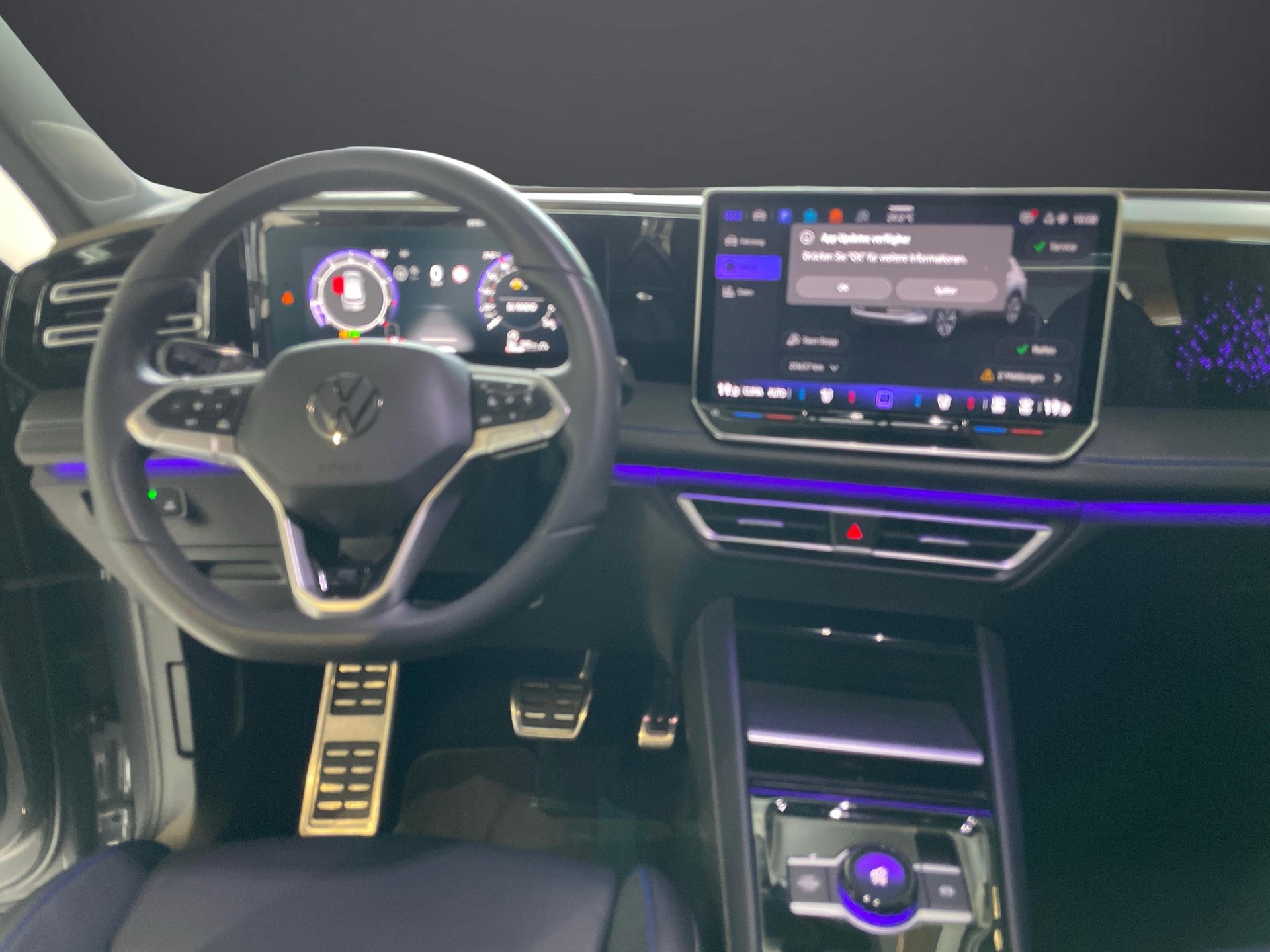 VW Tiguan 2.0 TSI R-Line DSG 4motion-image-5