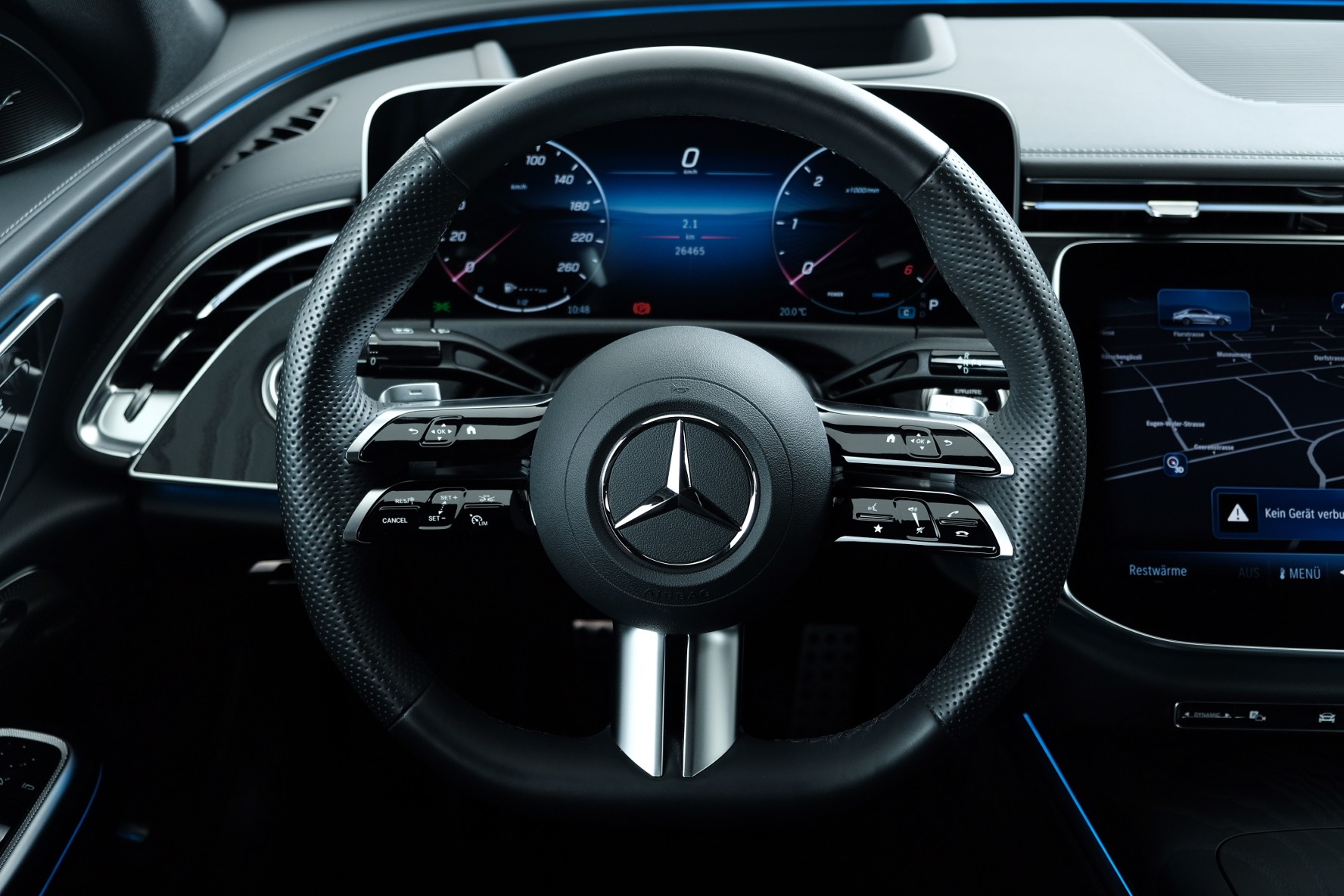 MERCEDES-BENZ E 220 d 4Matic 9G-Tronic-image-7