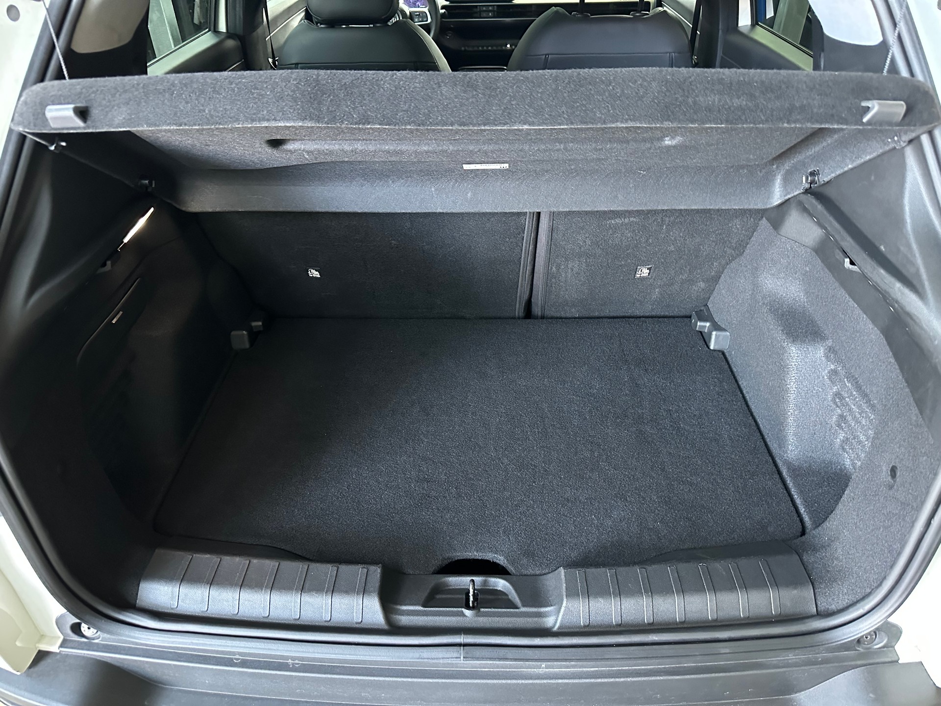 JEEP Avenger 1.2 Turbo MHEV Summit Sky-image-14