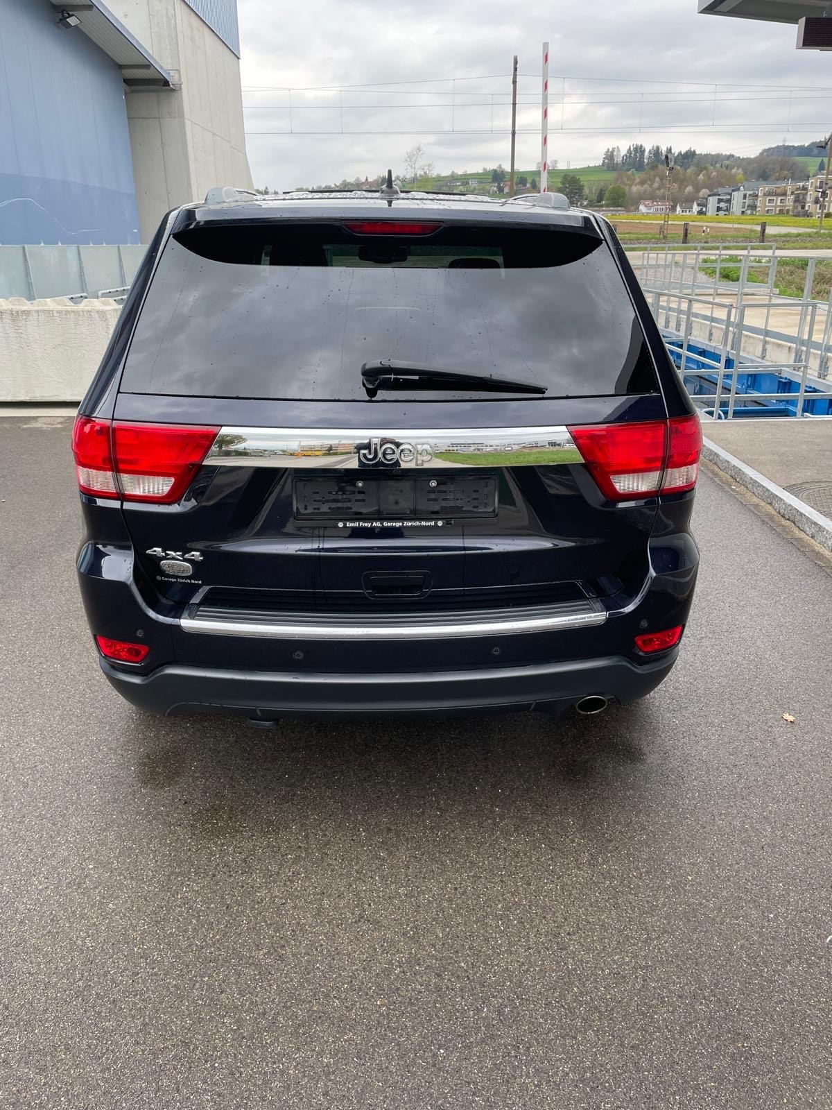 JEEP Grand Cherokee 3.6 V6 Overland Automatic-image-3