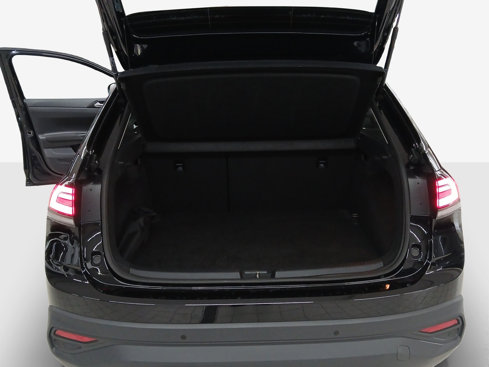 VW Taigo 1.0 TSI Life DSG-image-12