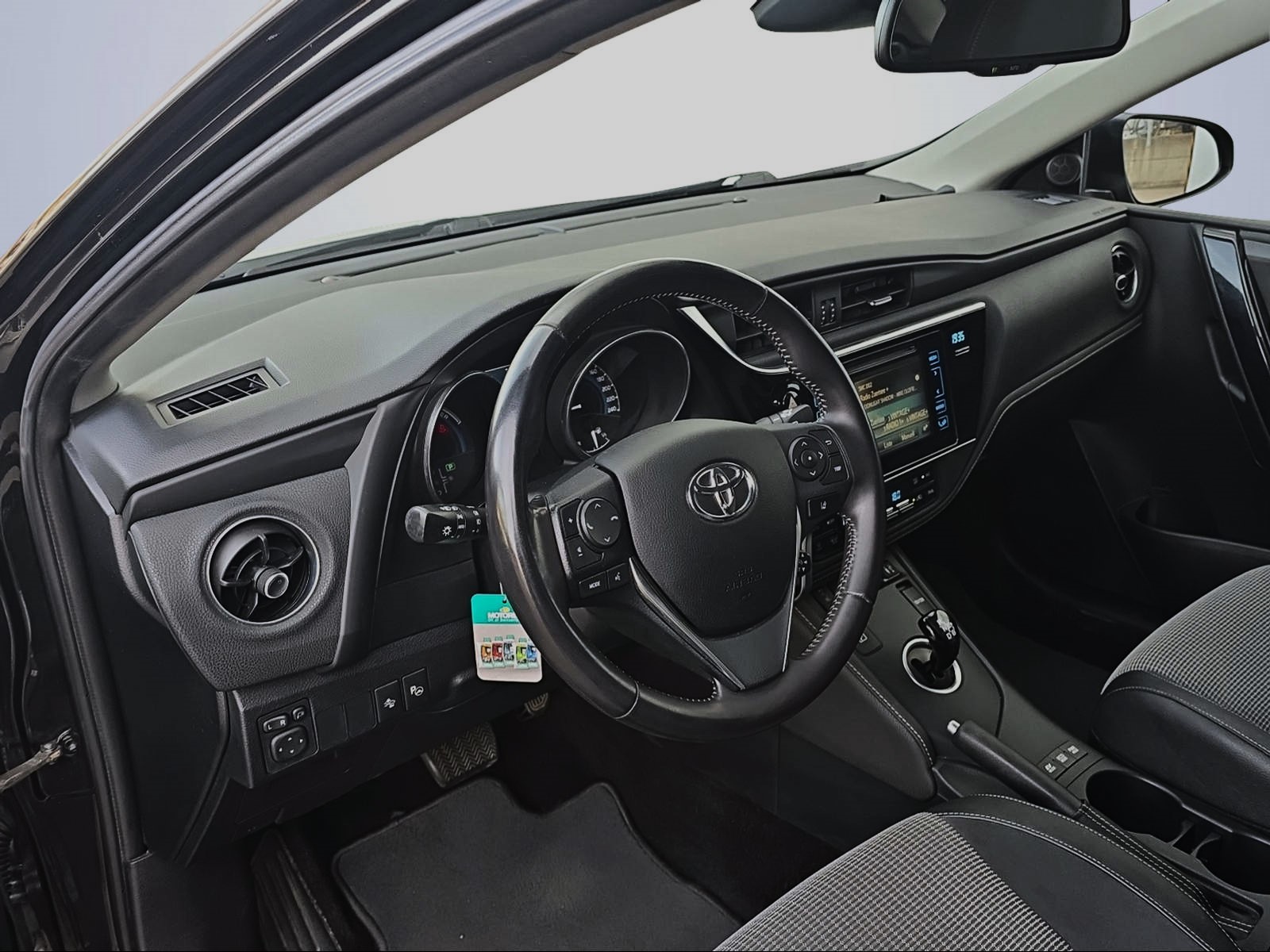TOYOTA Auris 1.8 16V HSD Linea Sol-image-8