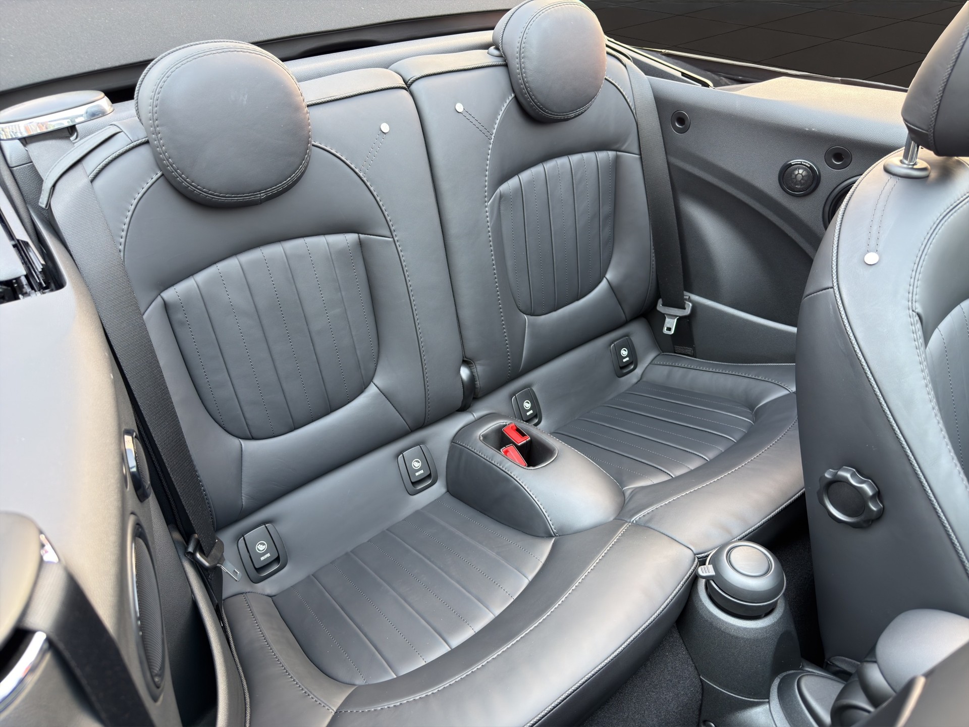 MINI Cooper S Cabriolet DKG-image-20