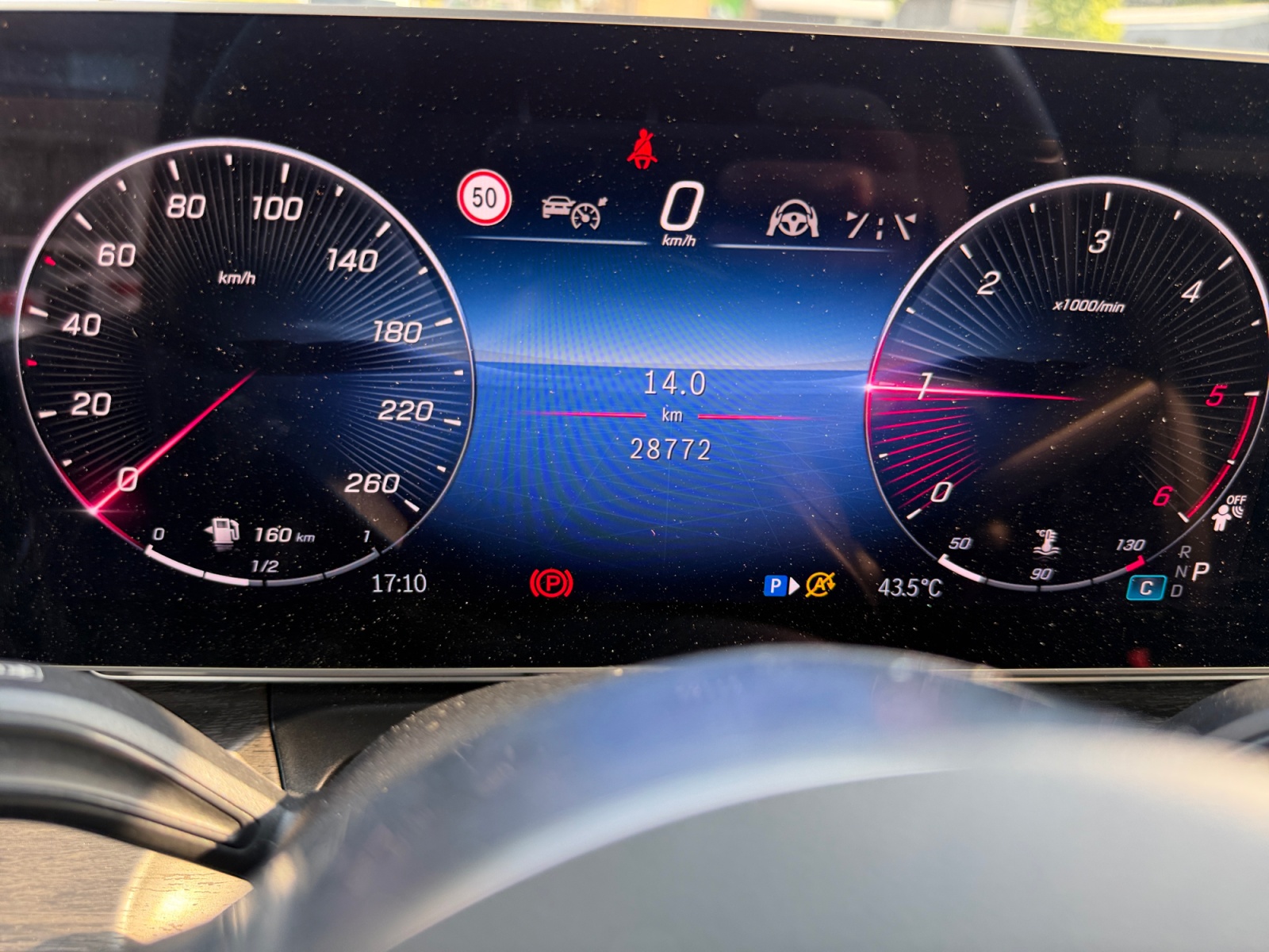 MERCEDES-BENZ V 300 d extralang Avantgarde 4Matic 9G-Tronic-image-13