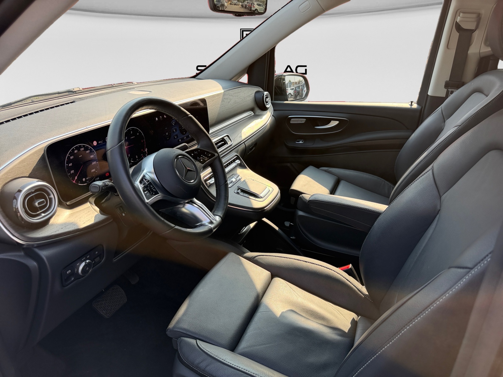 MERCEDES-BENZ V 300 d extralang Avantgarde 4Matic 9G-Tronic-image-9