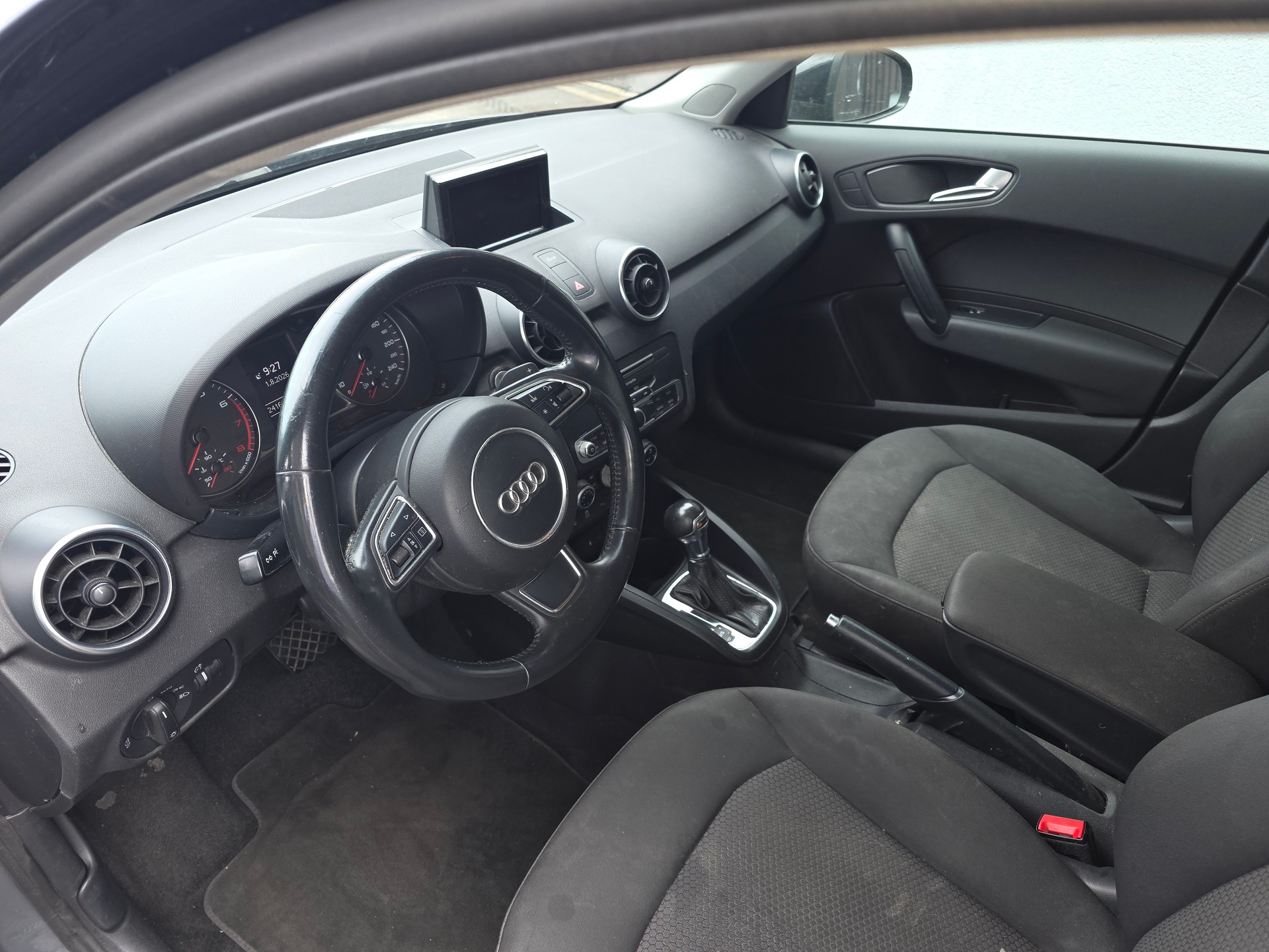 AUDI A1 Sportback 1.0 TFSI Design S-tronic-image-1