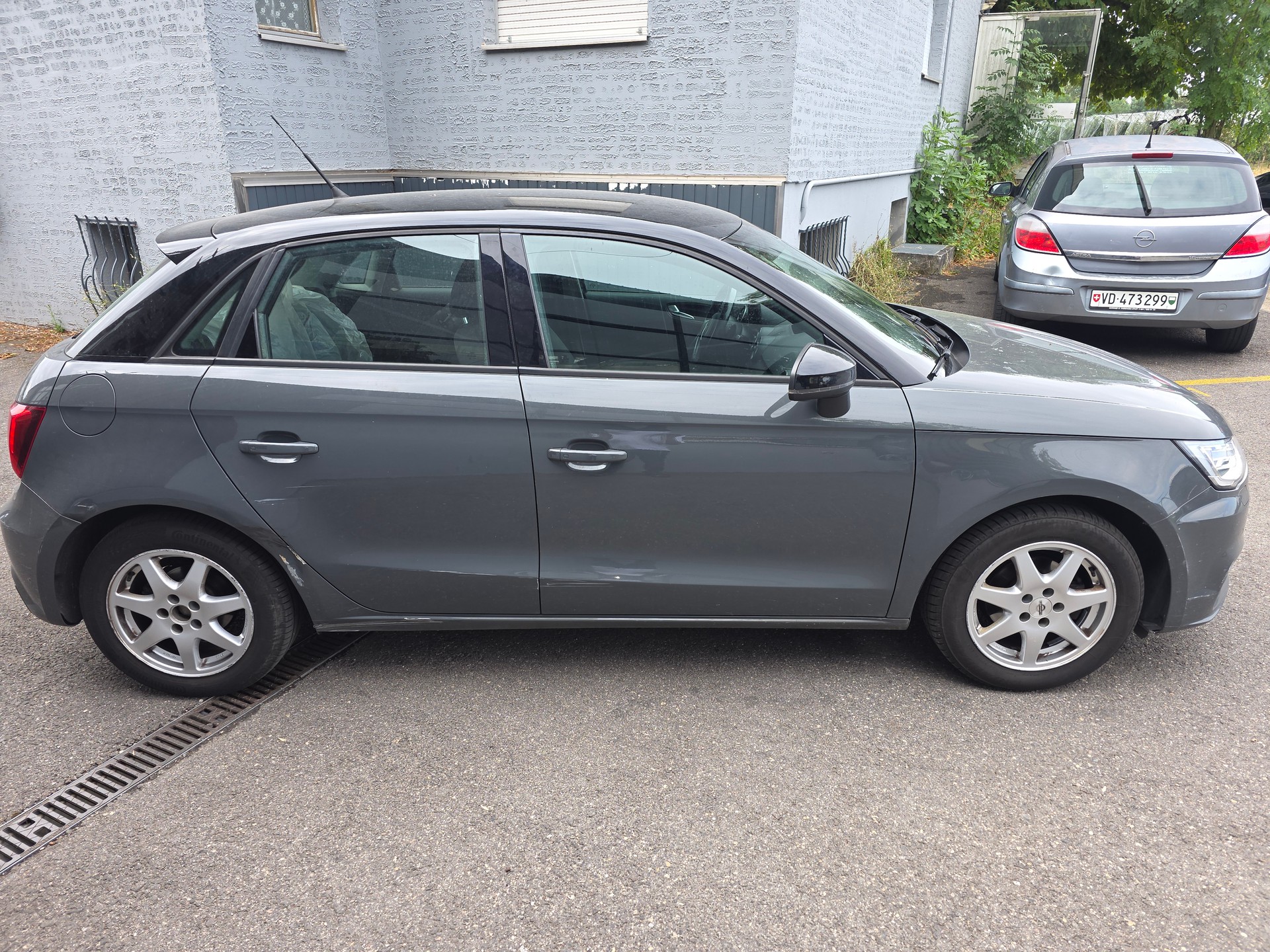 AUDI A1 Sportback 1.0 TFSI Design S-tronic-image-7