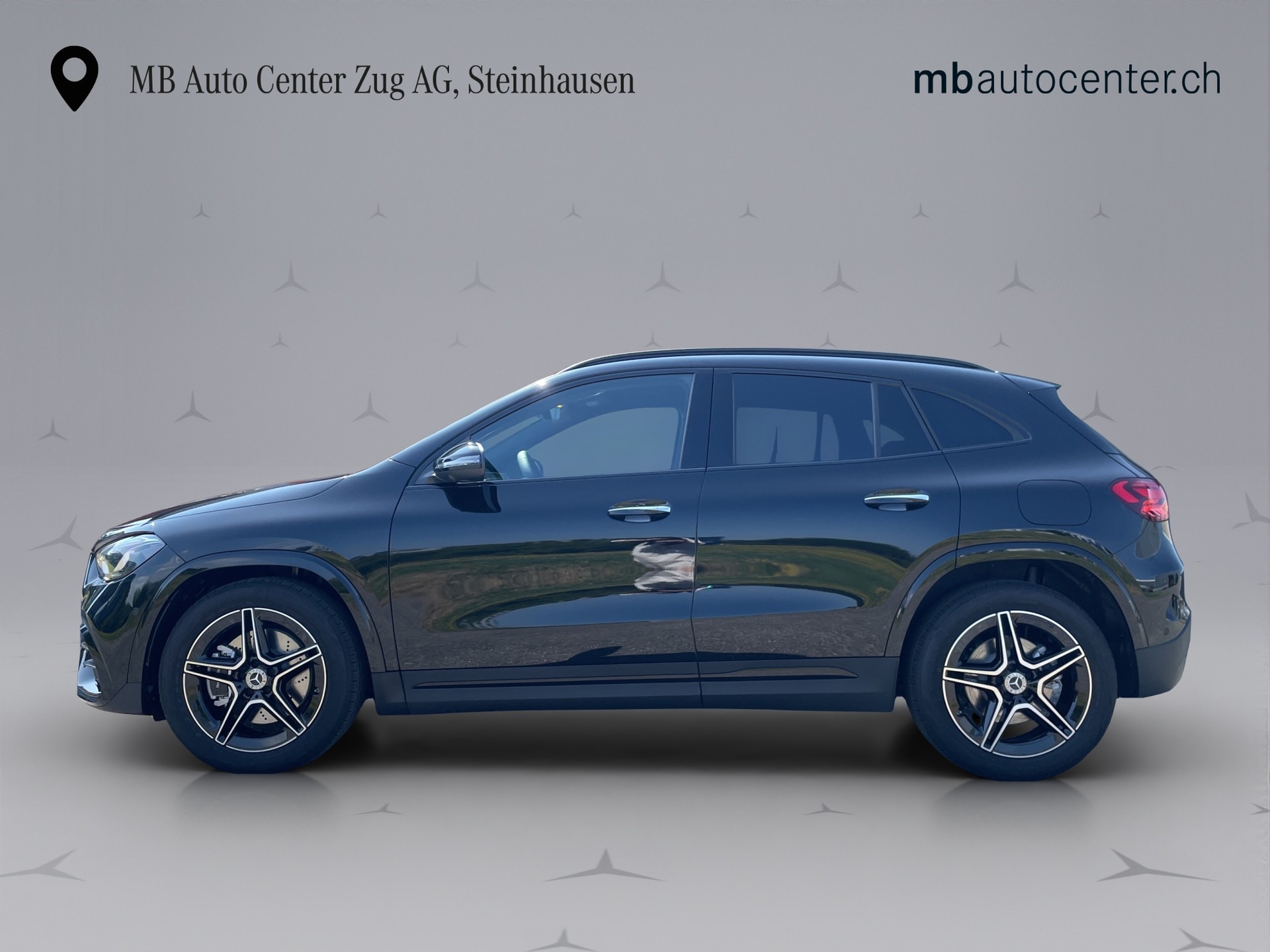 MERCEDES-BENZ GLA 250 Swiss Star AMG Line 4matic-image-1