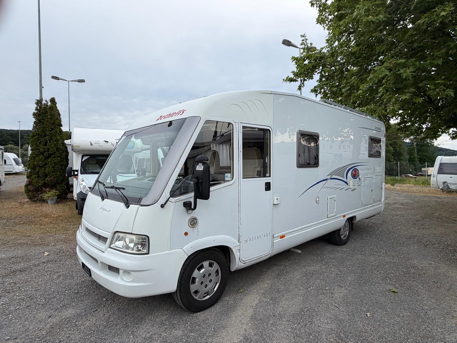 FIAT 2.8JTD 130PS DETHLEFFS ELEGANCE ***HUB-& QUERBETT***-image-0
