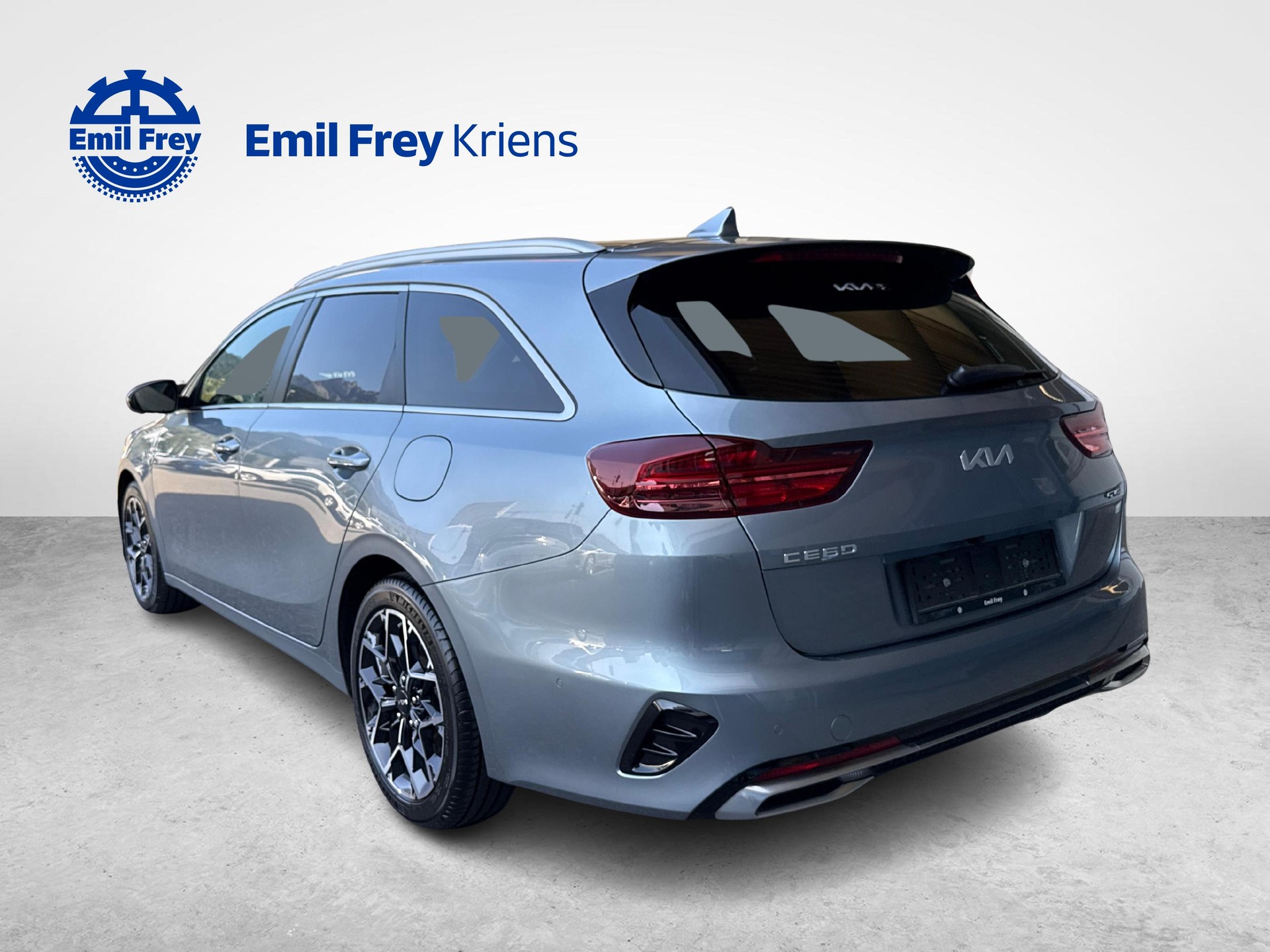 KIA Ceed SW 1.5 T-GDi GT-Line-image-2