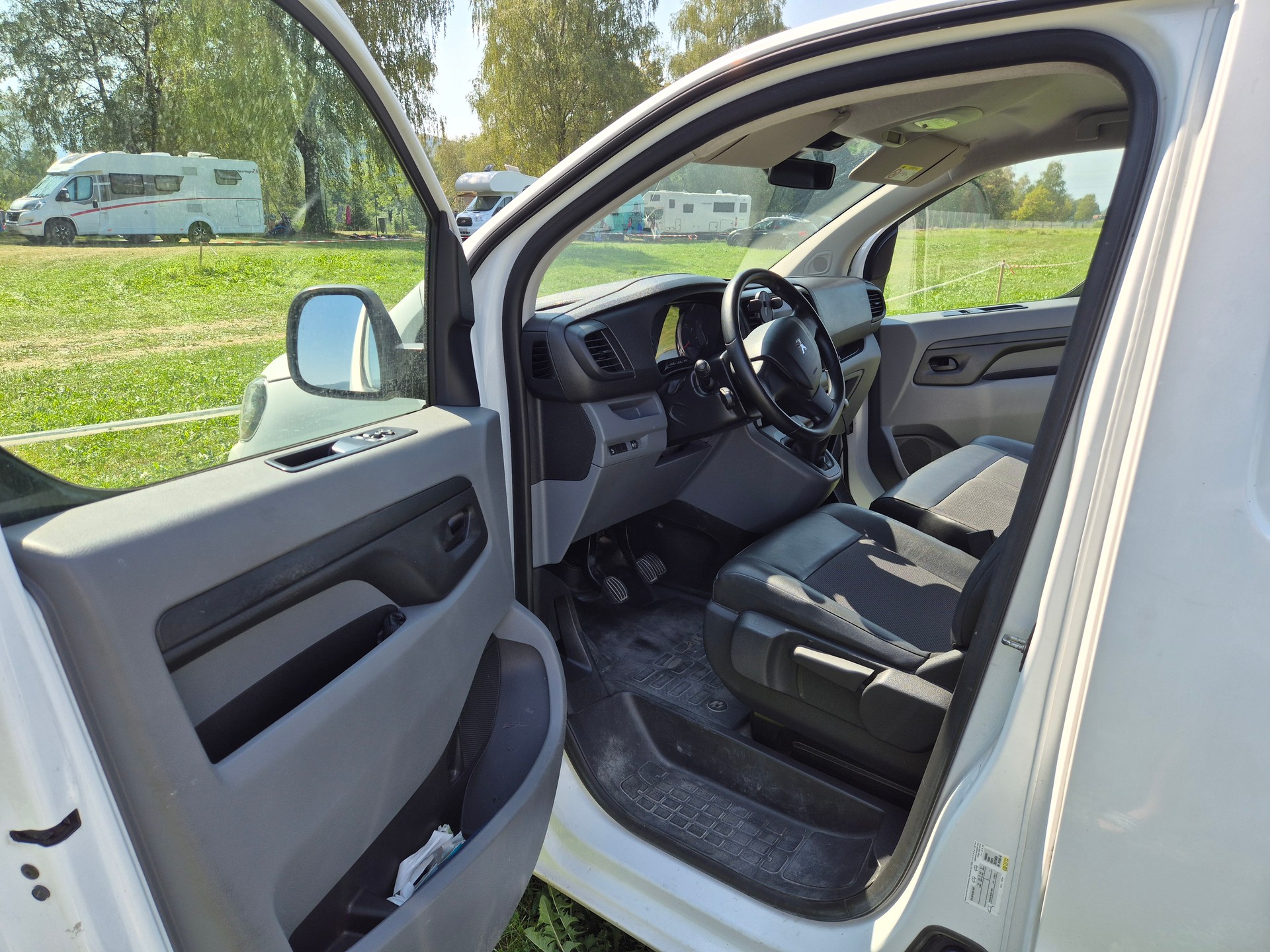 PEUGEOT L2 H1-image-1