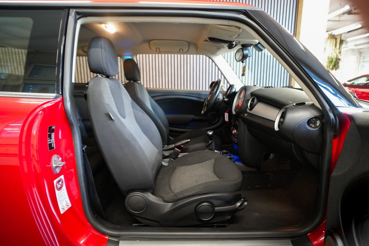 MINI One-image-14