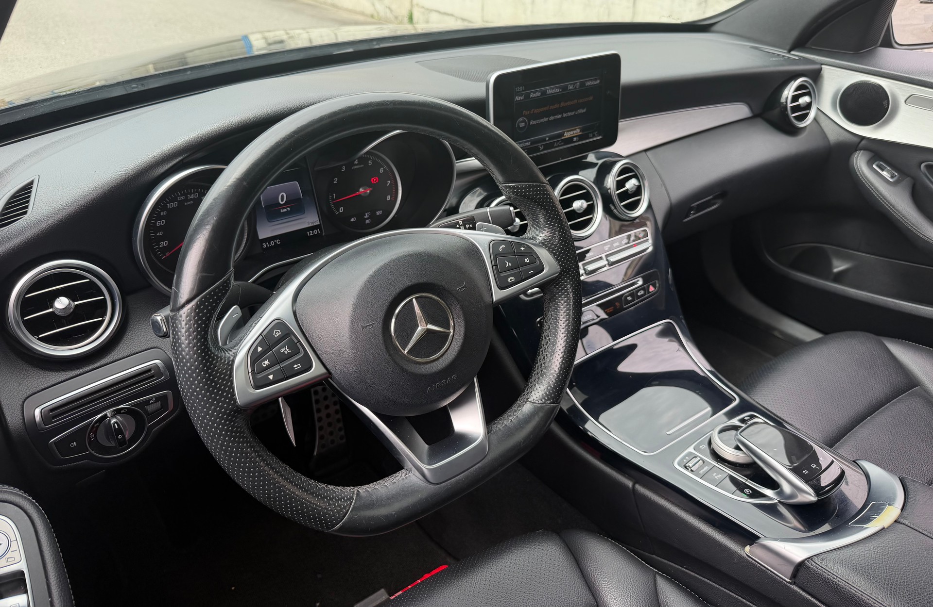 MERCEDES-BENZ C 250 AMG Line 7G-Tronic-image-5