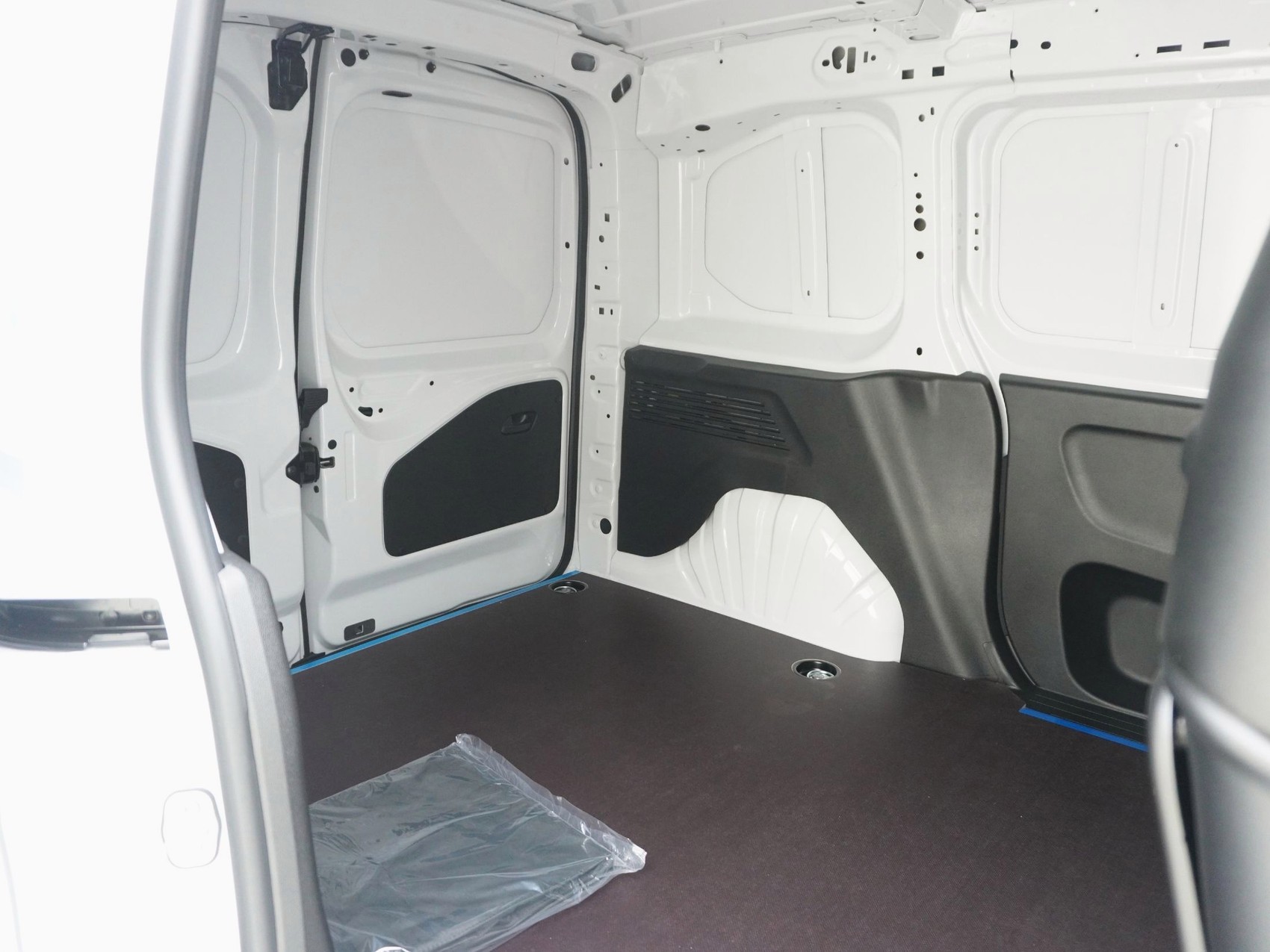 CITROEN Berlingo M 1.5 BlueHDi 100 First S/S-image-17