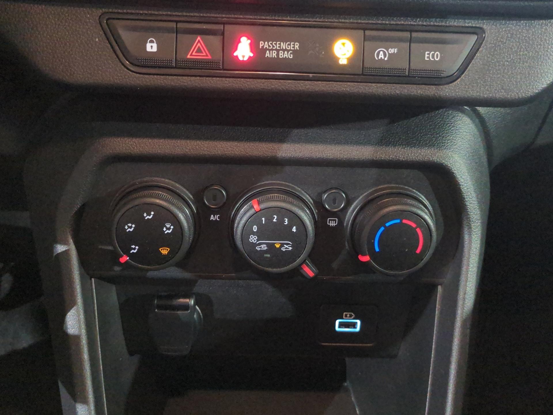 DACIA Sandero Stepway TCe 90 Expression-image-22