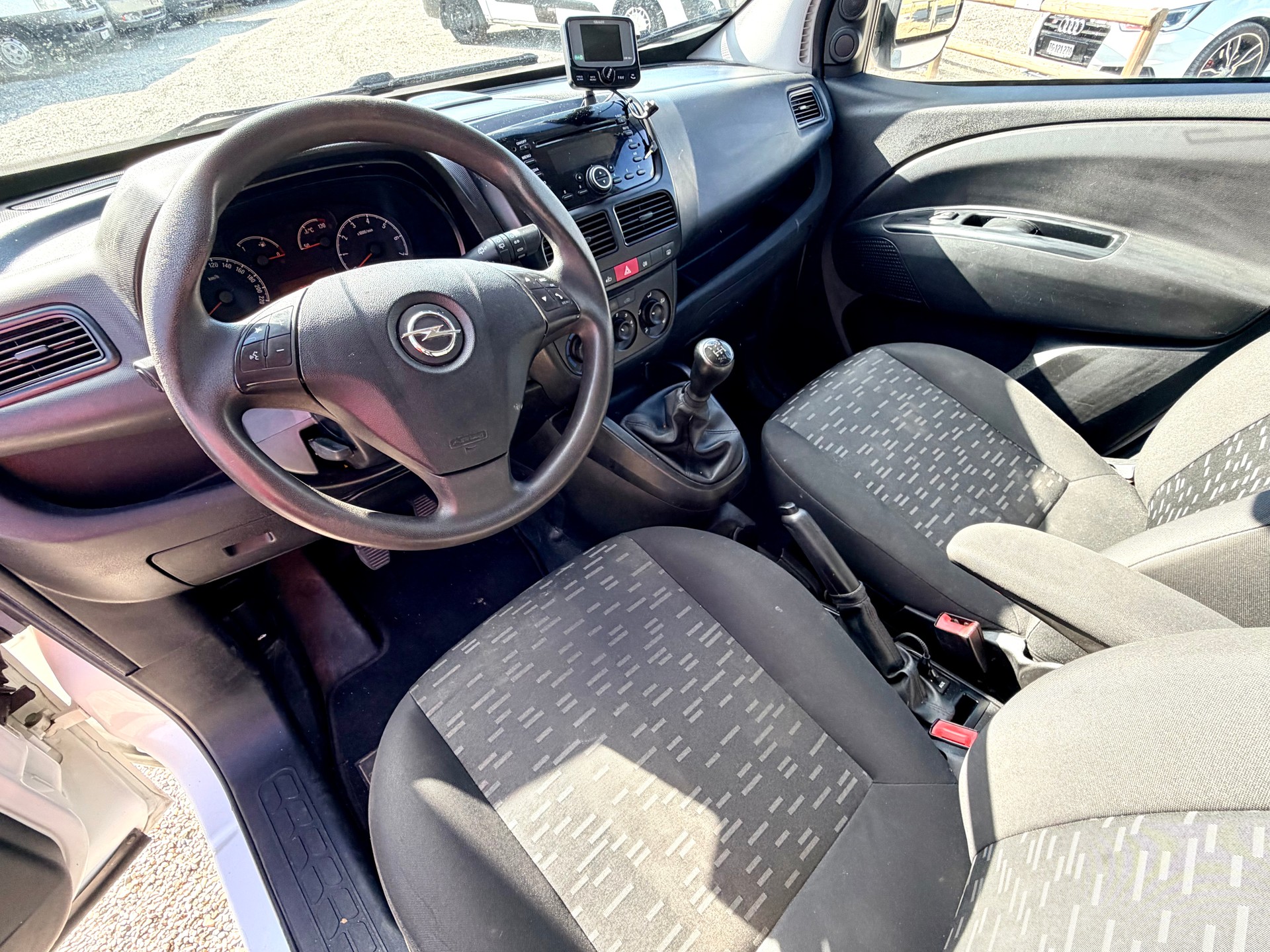 OPEL Combo 1.3 CDTI 2.4 L1H1-image-17