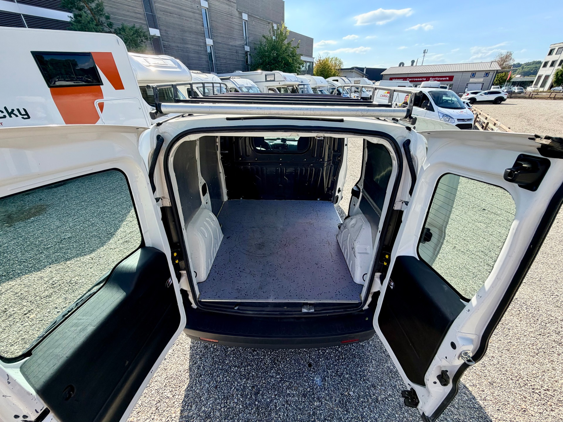 OPEL Combo 1.3 CDTI 2.4 L1H1-image-12