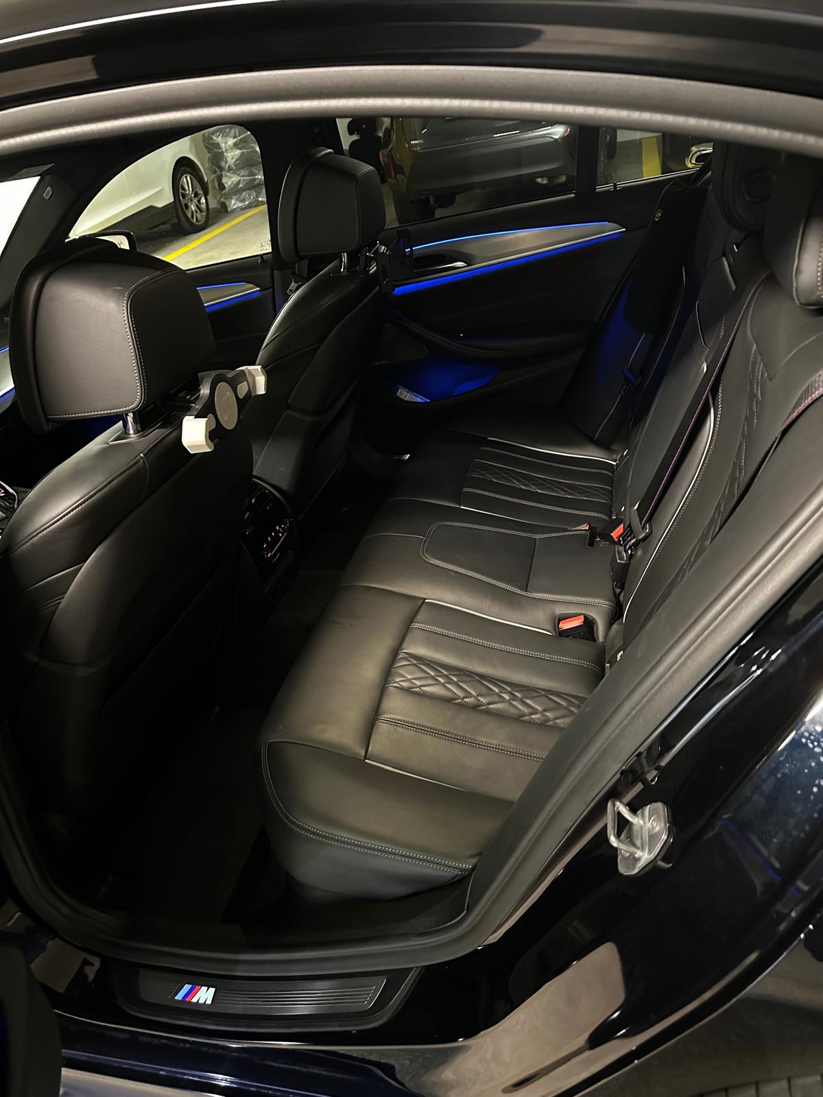 BMW 540i xDrive-image-4