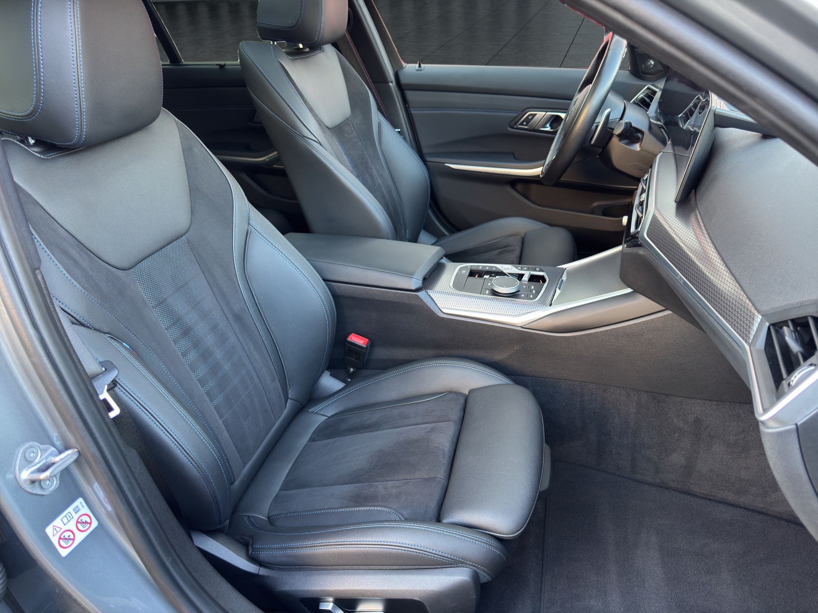 BMW 330e xDrive Touring M AERODYNAMIKPAKET-image-19