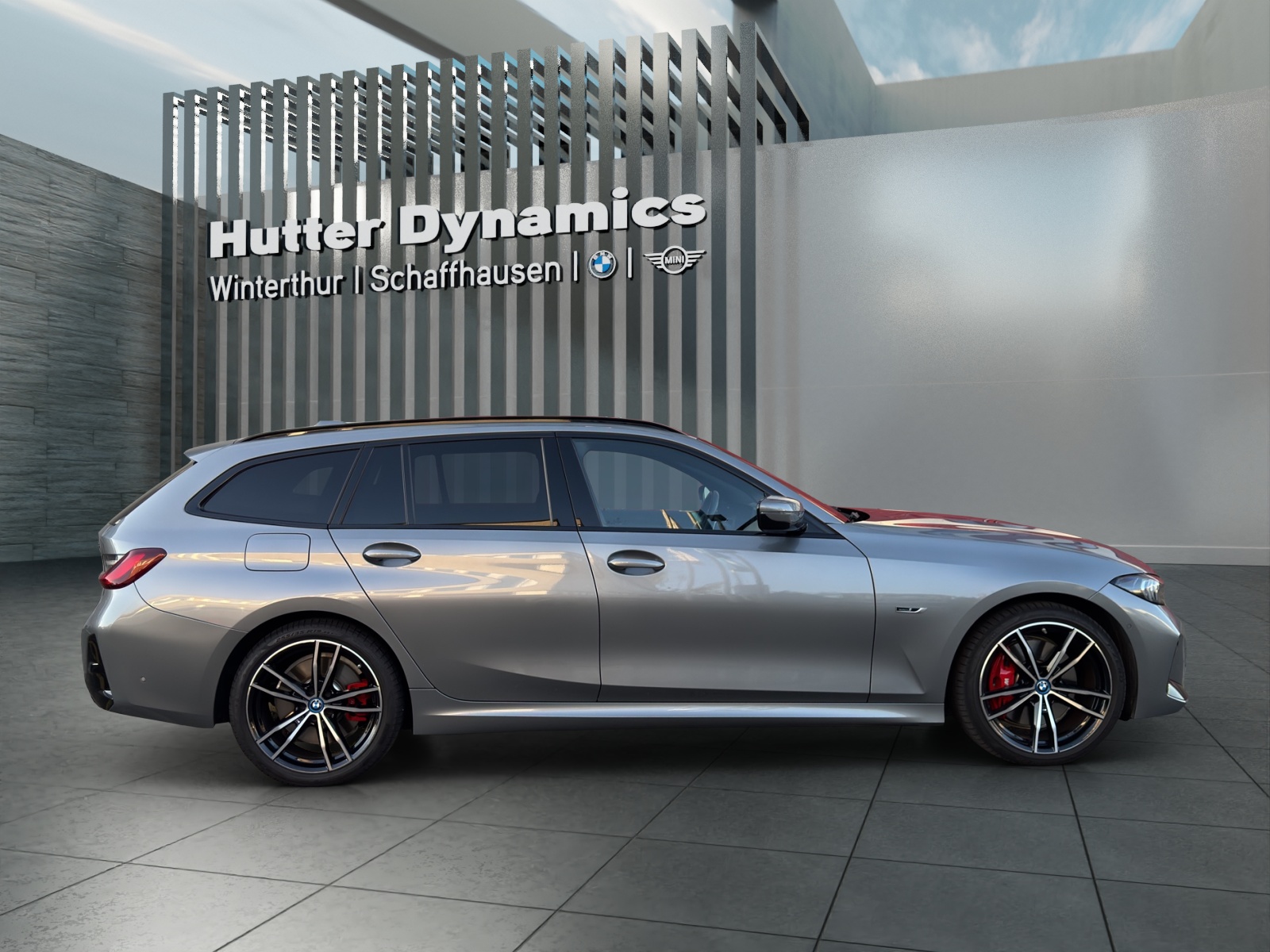 BMW 330e xDrive Touring M AERODYNAMIKPAKET-image-4