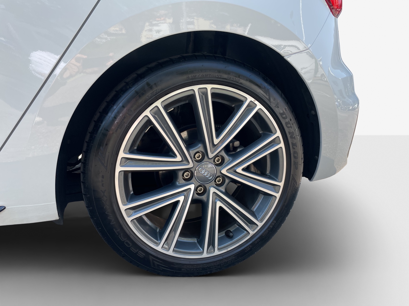 AUDI A1 Sportback 35 TFSI S Line S-tronic-image-12