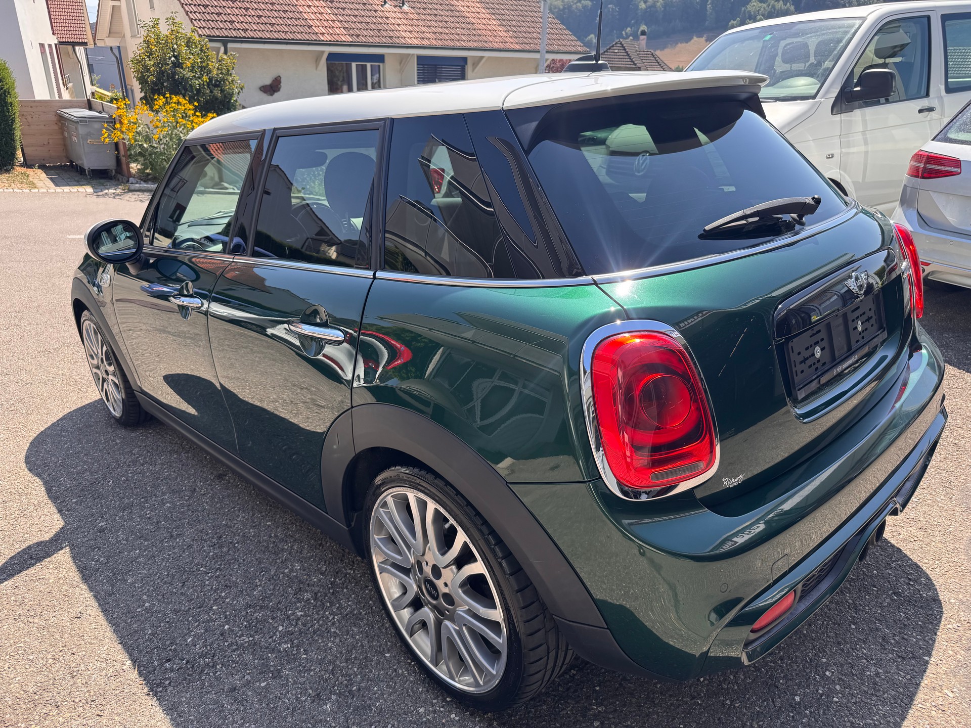 MINI Cooper S-image-1