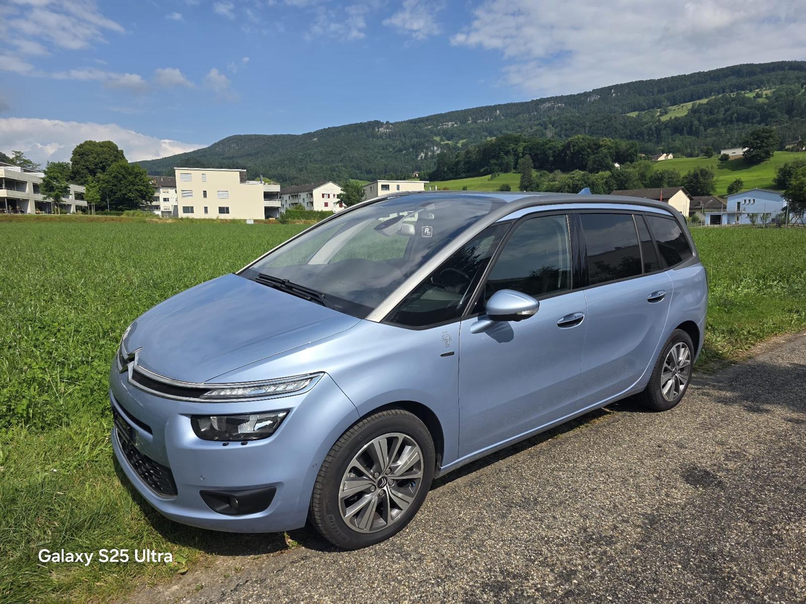 CITROEN Grand C4 Picasso 2.0 BlueHDi Intensive Automatic-image-0