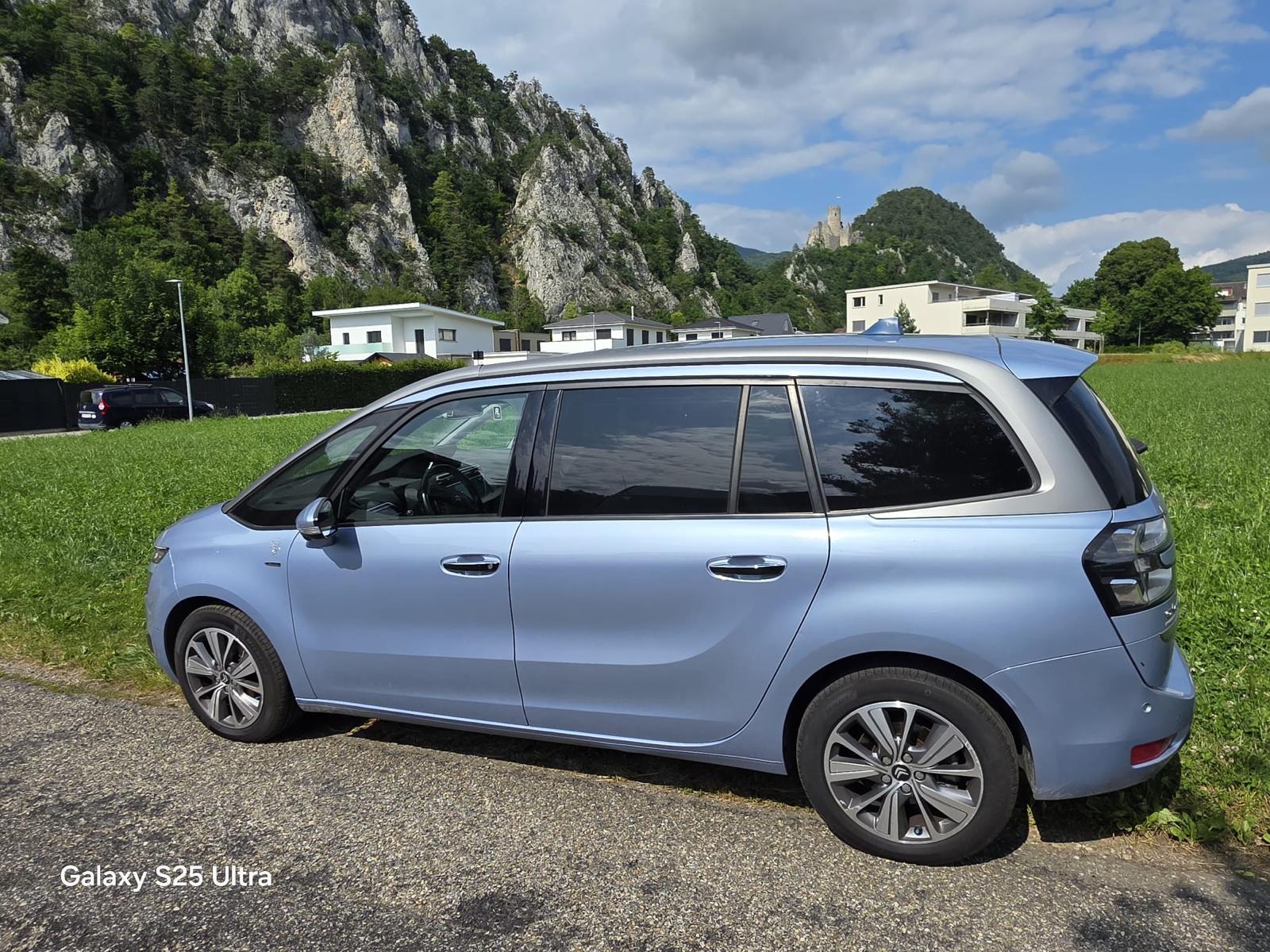CITROEN Grand C4 Picasso 2.0 BlueHDi Intensive Automatic-image-3