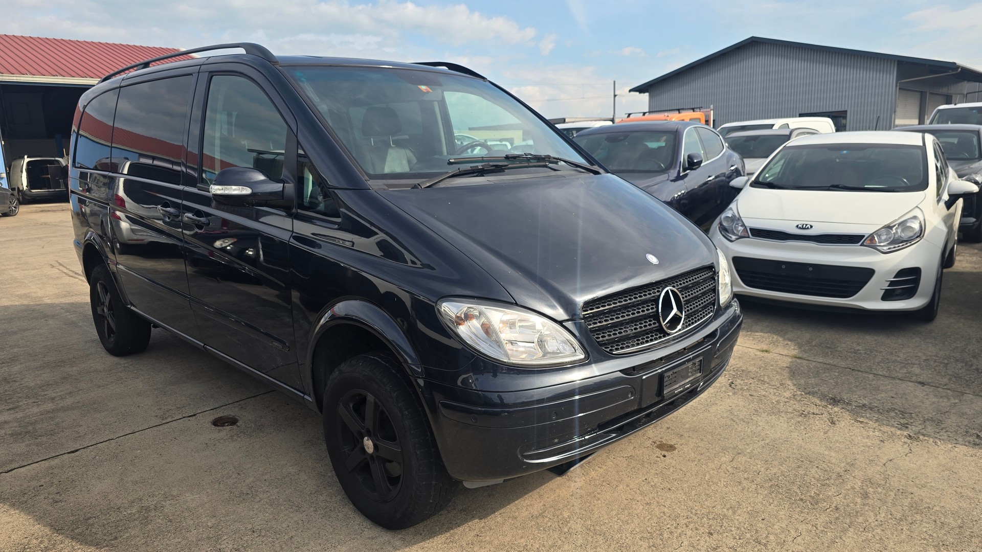 MERCEDES-BENZ Viano 2.2CDI Ambiente 4-Matic-image-0