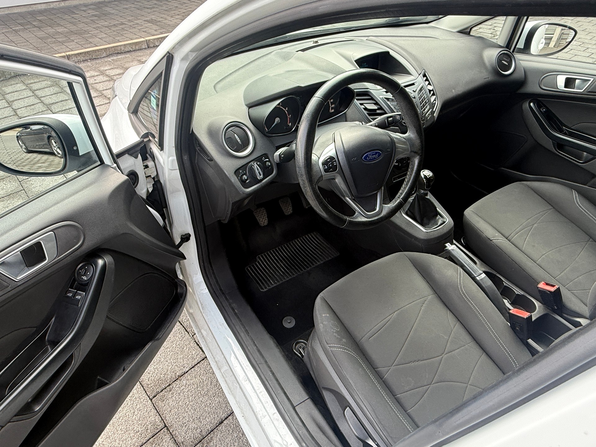 FORD Fiesta 1.0 SCTi Trend-image-7