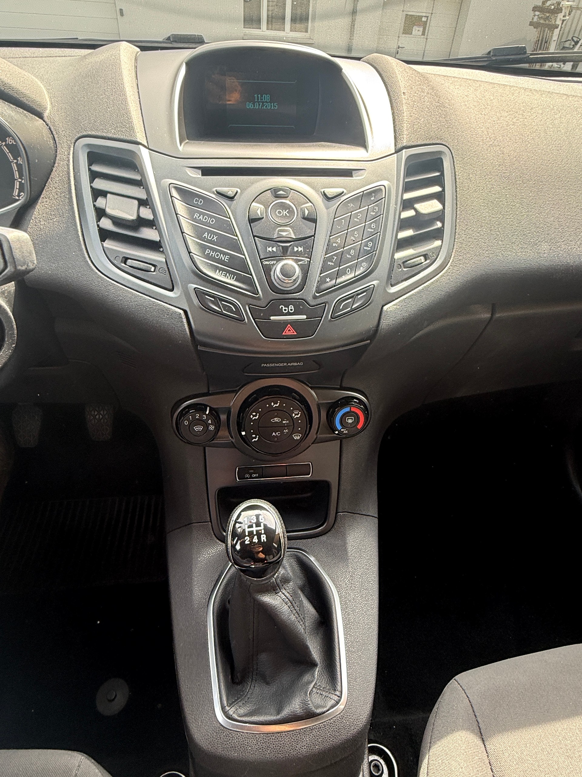 FORD Fiesta 1.0 SCTi Trend-image-13