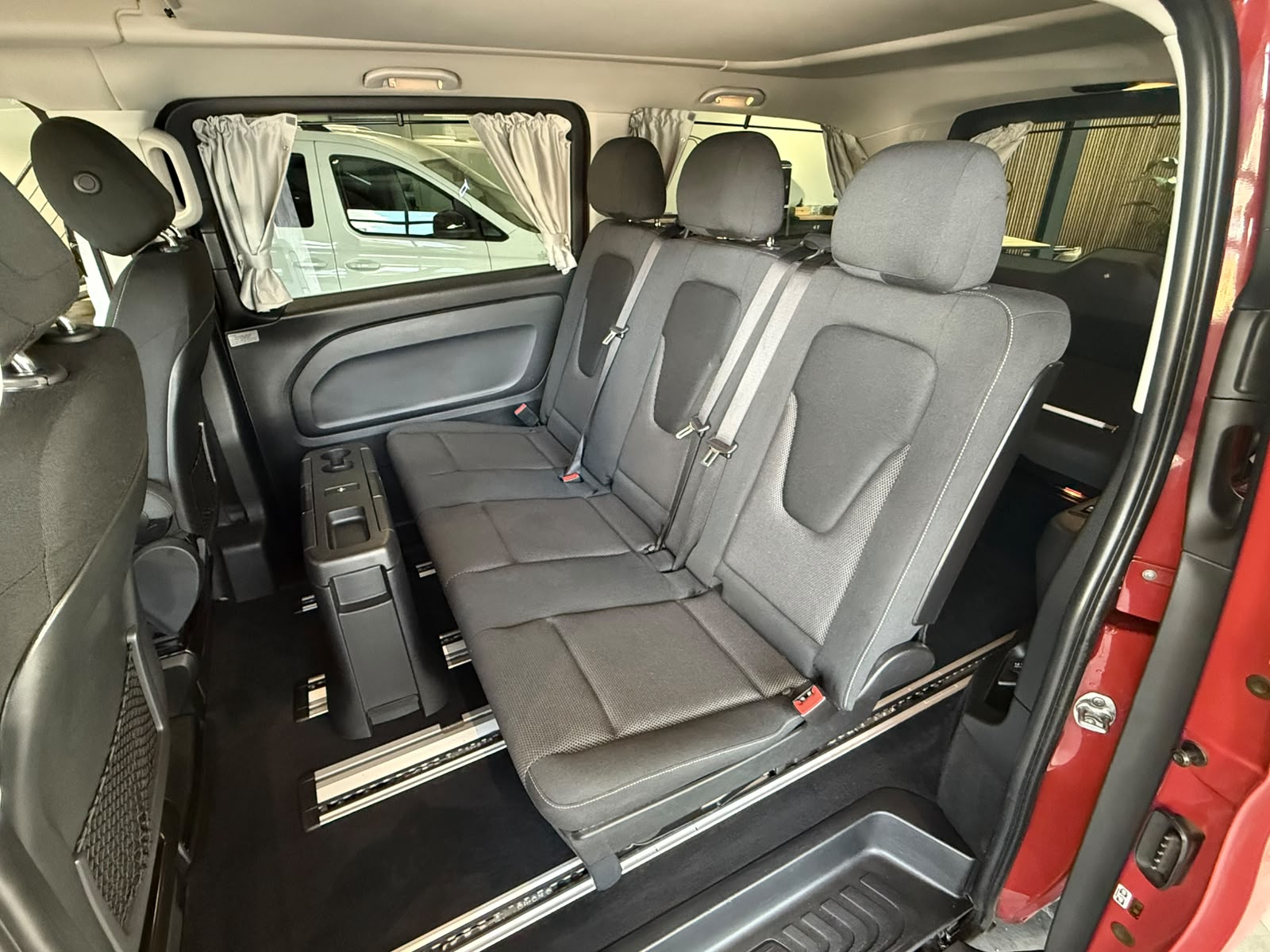 MERCEDES-BENZ Marco Polo Activity 250 d 4Matic 7G-Tronic-image-14