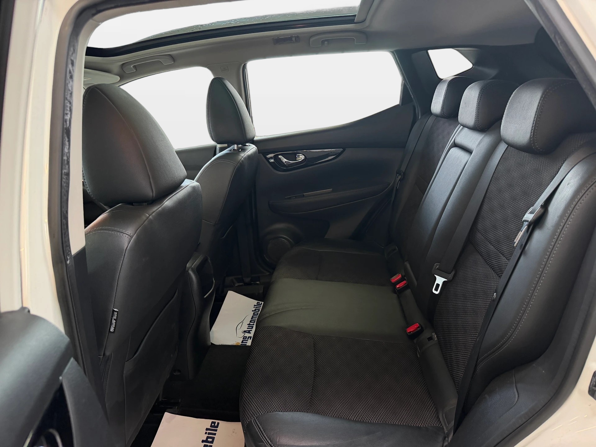 NISSAN Qashqai 1.2 DIG-T tekna Xtronic CVT | CH-Auto | 1-Hand | Frisch MFK | Ab Service-image-9
