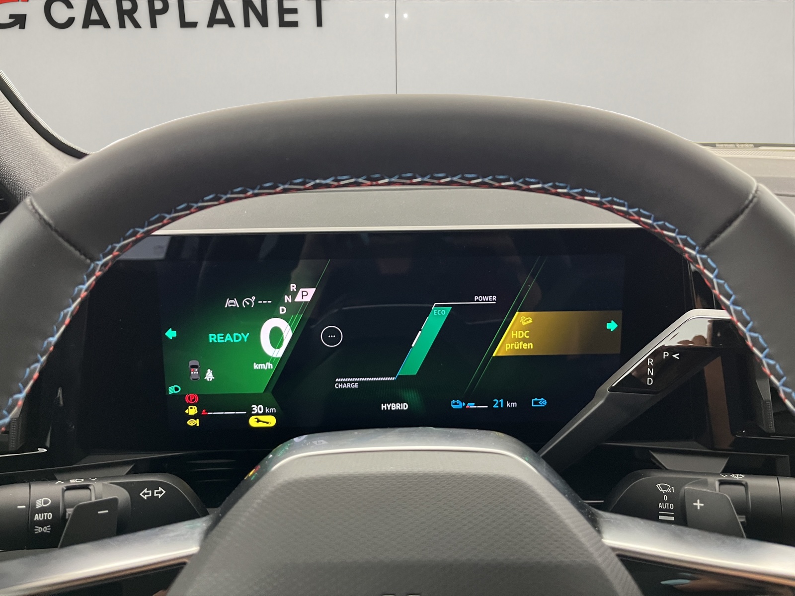 RENAULT Rafale 1.2 E-Tech Plug-in Atelier Alpine-image-10