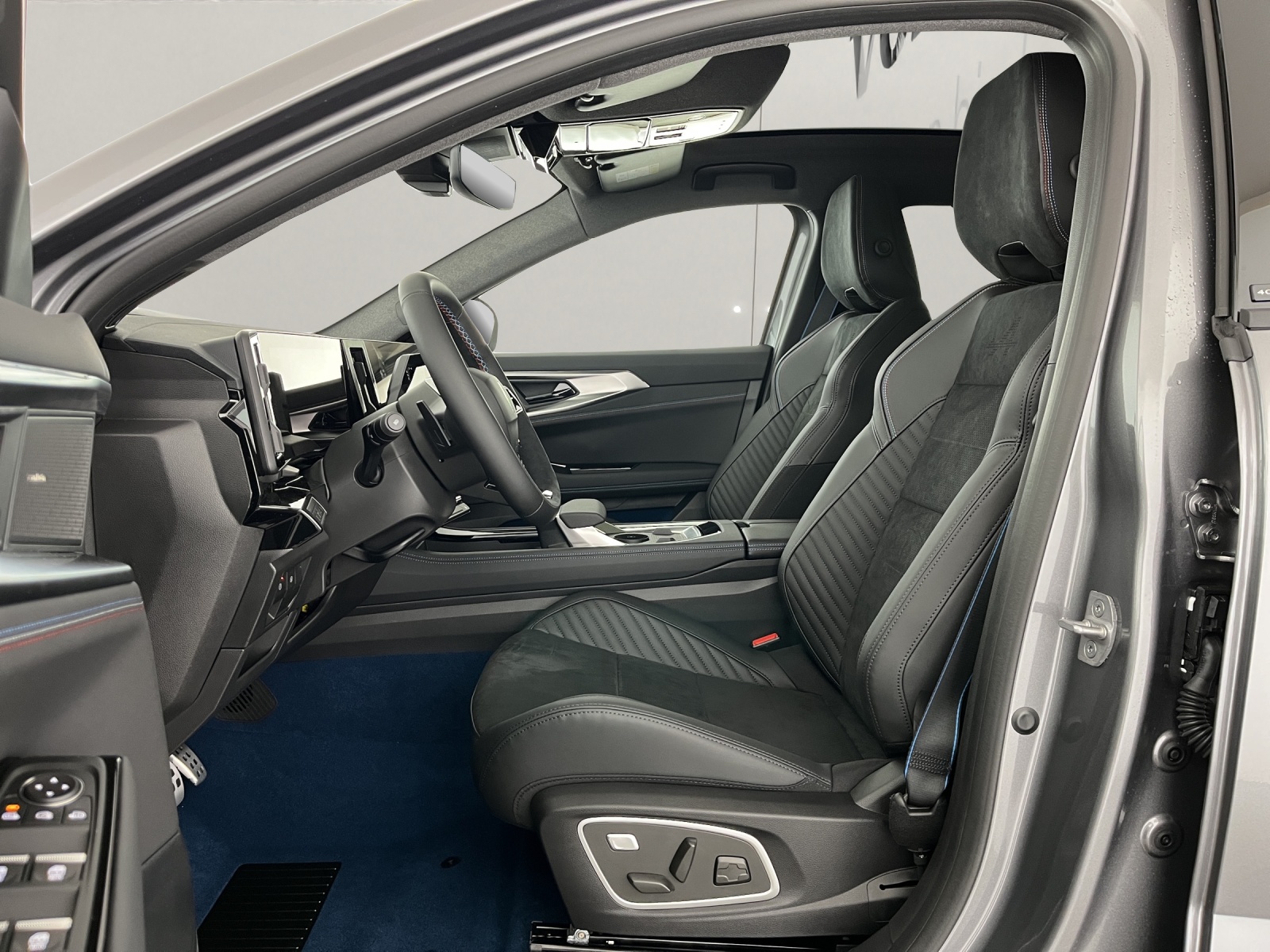 RENAULT Rafale 1.2 E-Tech Plug-in Atelier Alpine-image-7