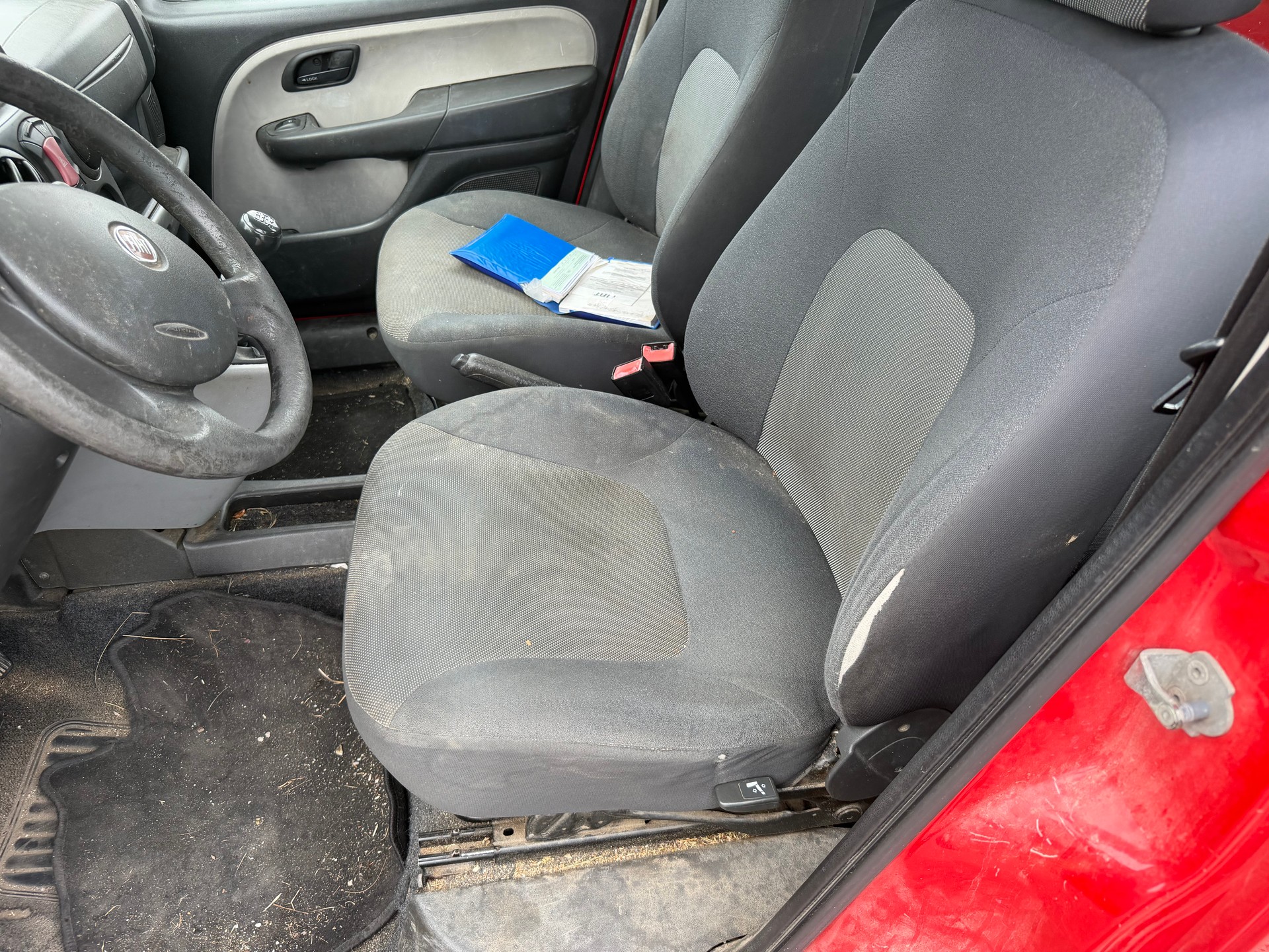 FIAT Doblò 1.6 Bipower Active-image-6